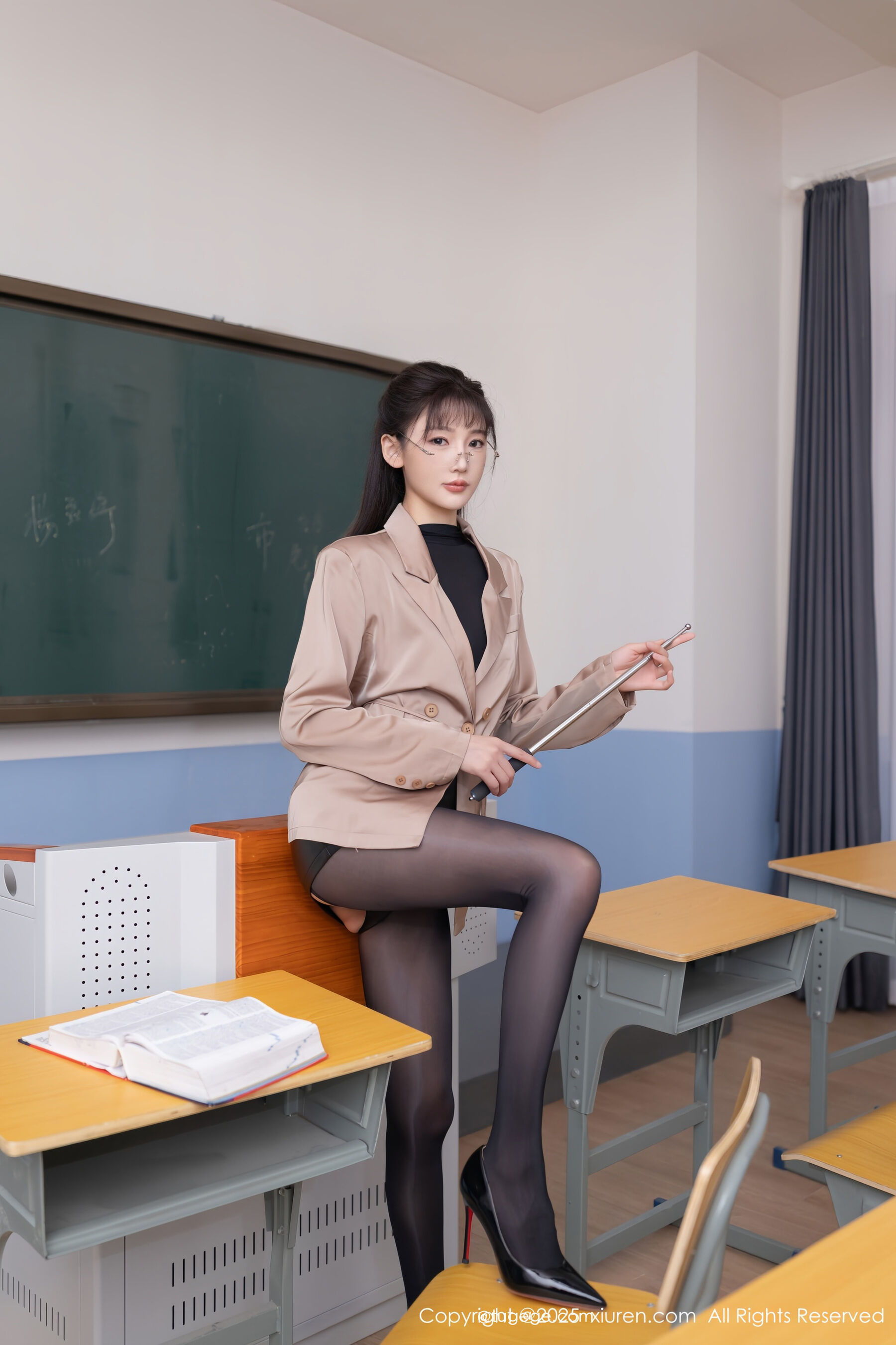 图片[13]-[Xiuren秀人网] 2025.07.17 NO.10558 陆萱萱[81P]-六色网