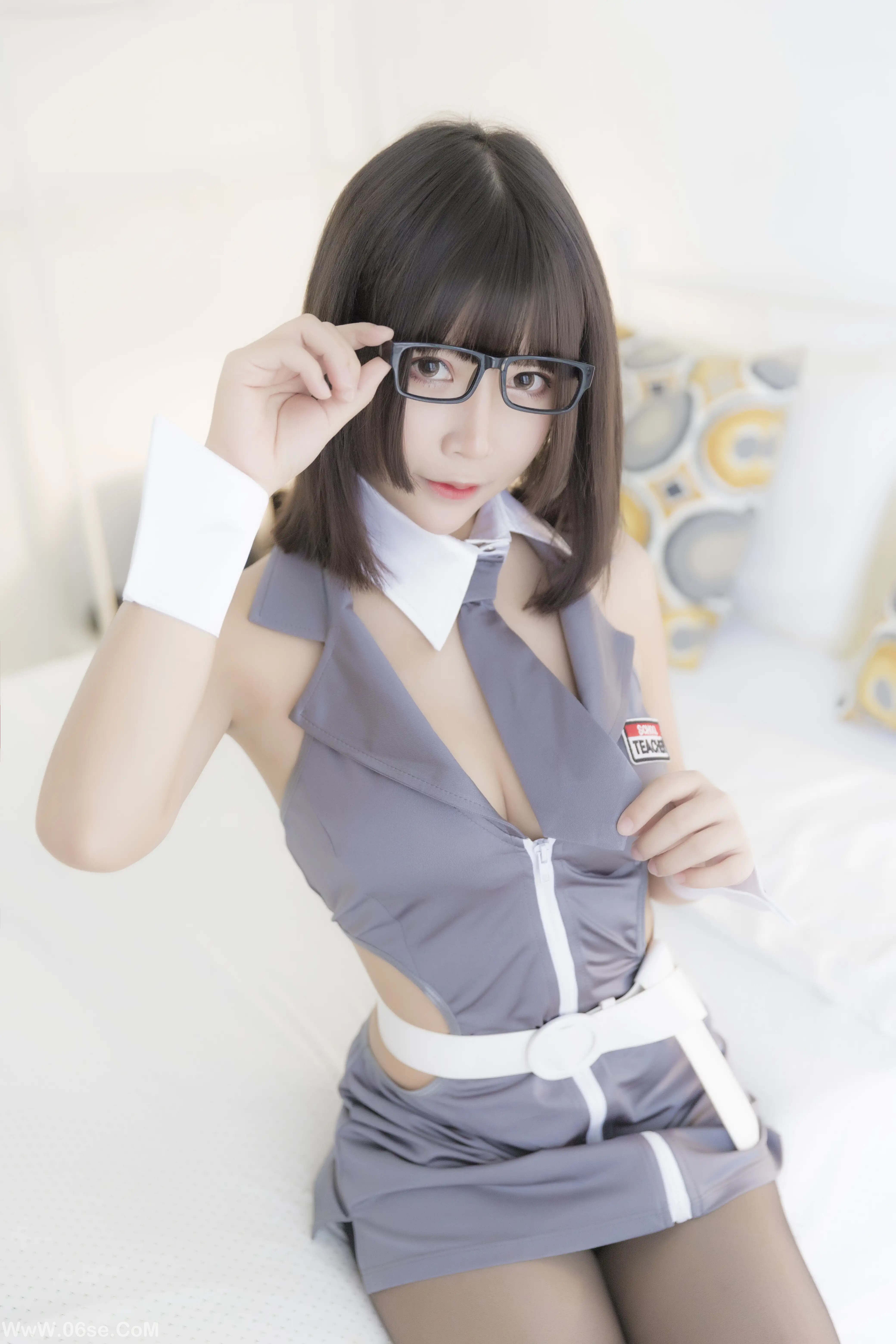 图片[2]-抱走莫子 – 黑丝-六色网