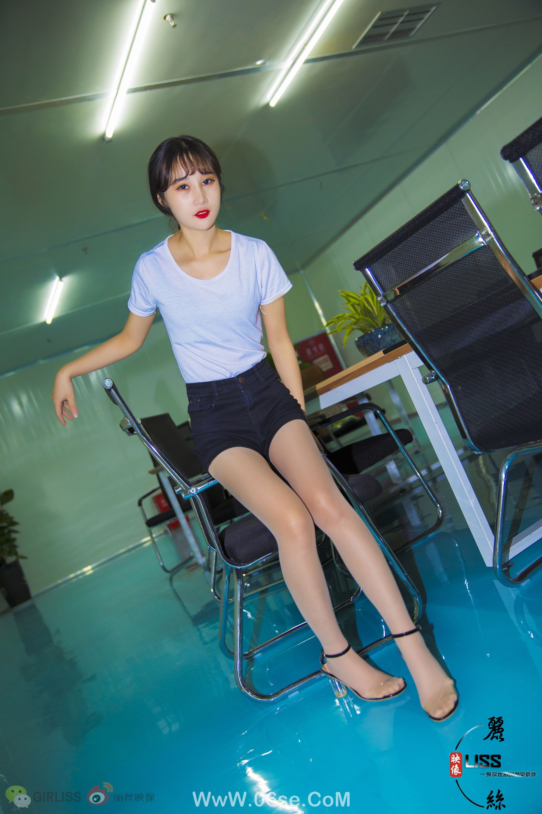 图片[3]-[丽丝映像GIRLISS] – 实习女秘 [93P]-六色网