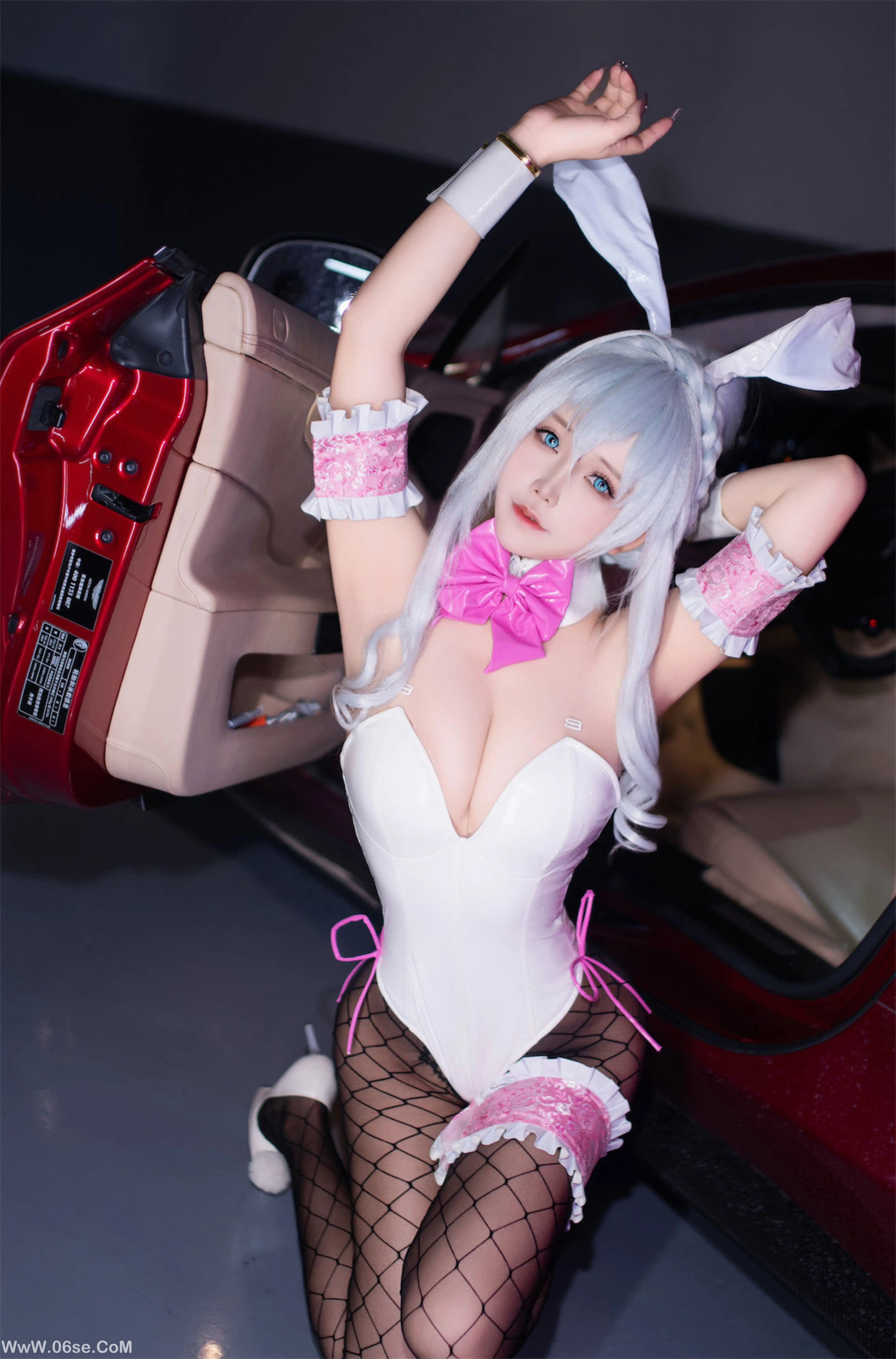 图片[22]-抱走莫子 – 雪女跑车兔女郎-六色网