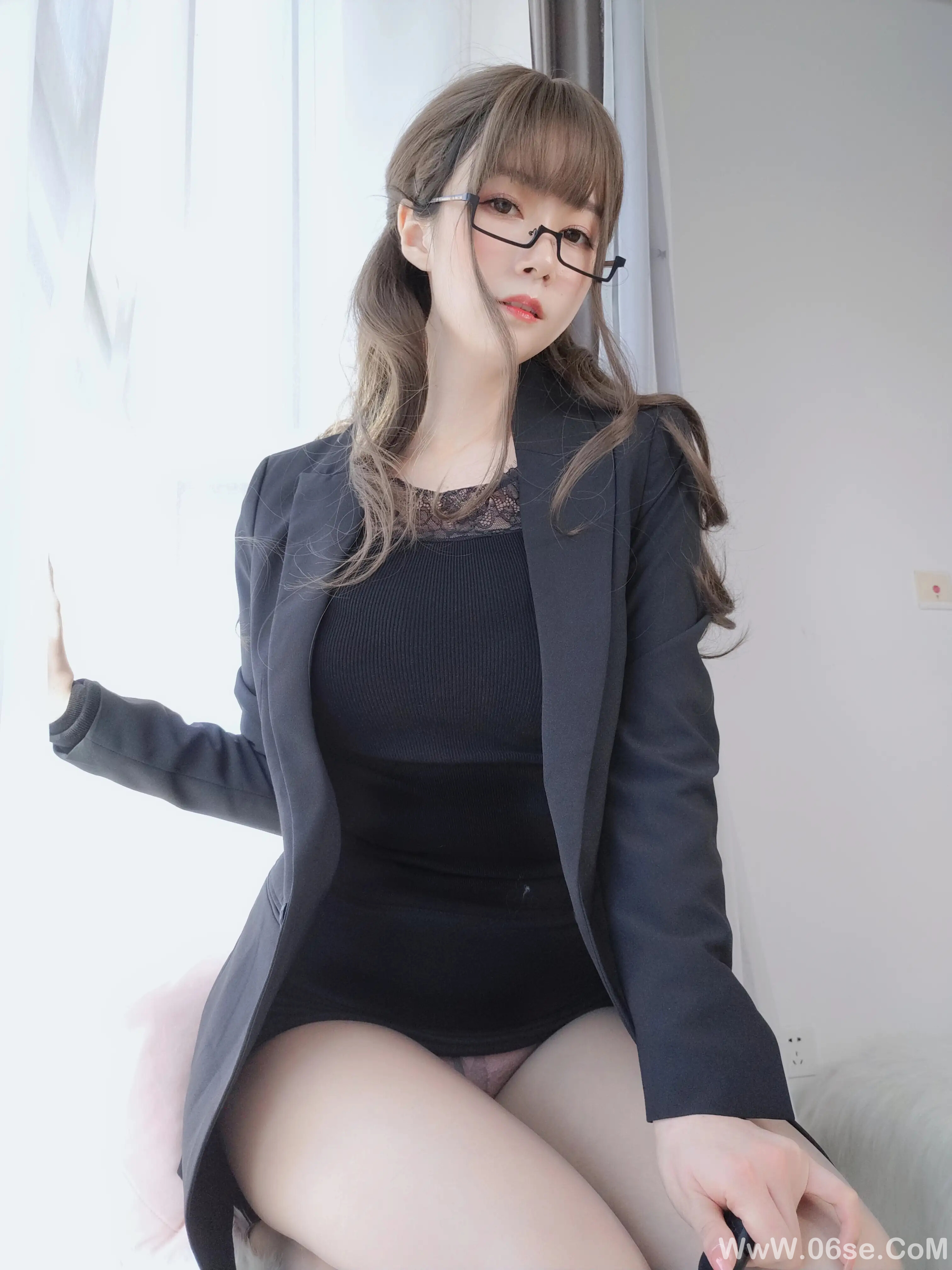 图片[18]-白银81 – 黑西服-六色网