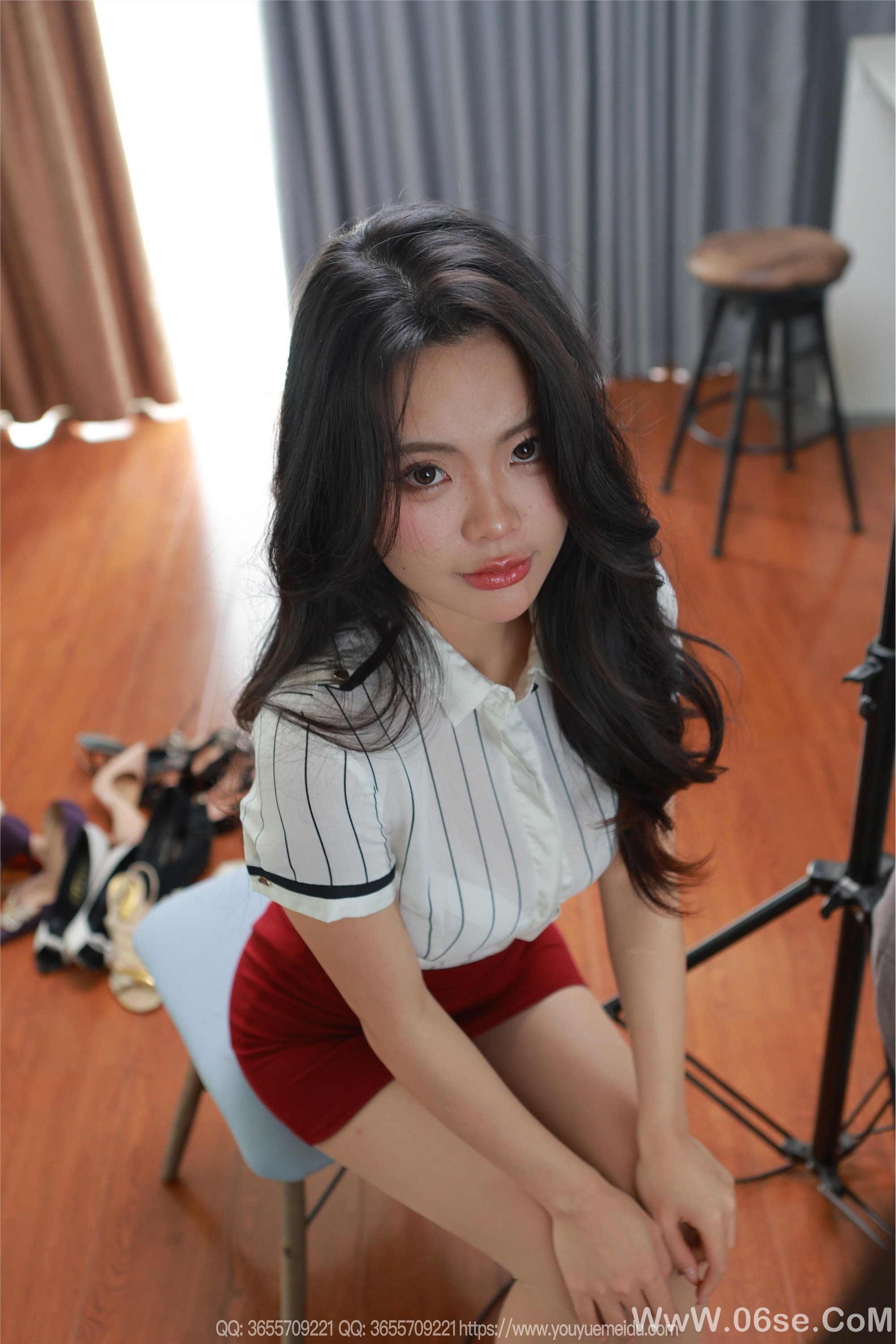 图片[37]-IESS异思趣向 2025.06.03 丝享家 2070 兔兔红裙尤物[78P]-六色网