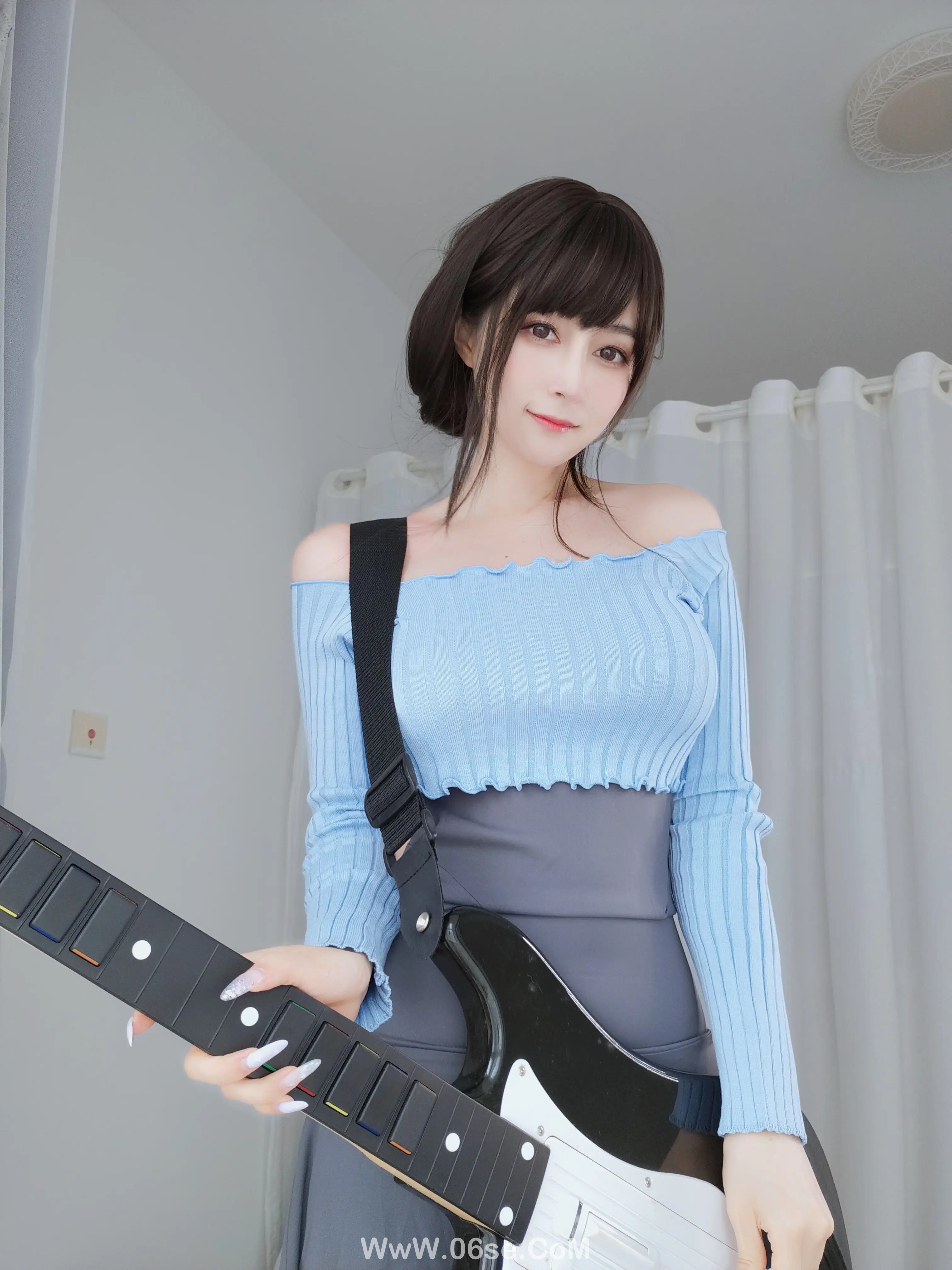 图片[24]-白银81 – 自拍 吉他妹妹-六色网