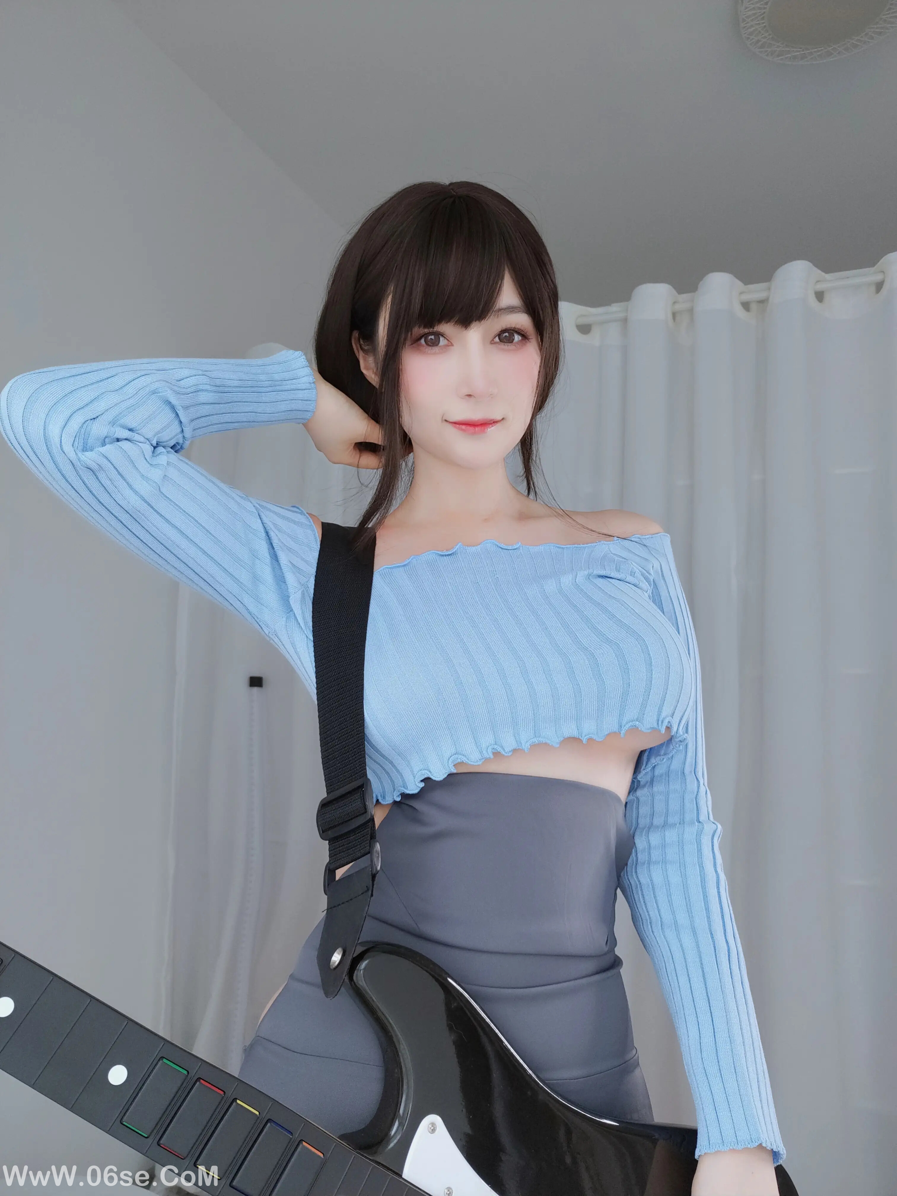 图片[5]-白银81 – 自拍 吉他妹妹-六色网