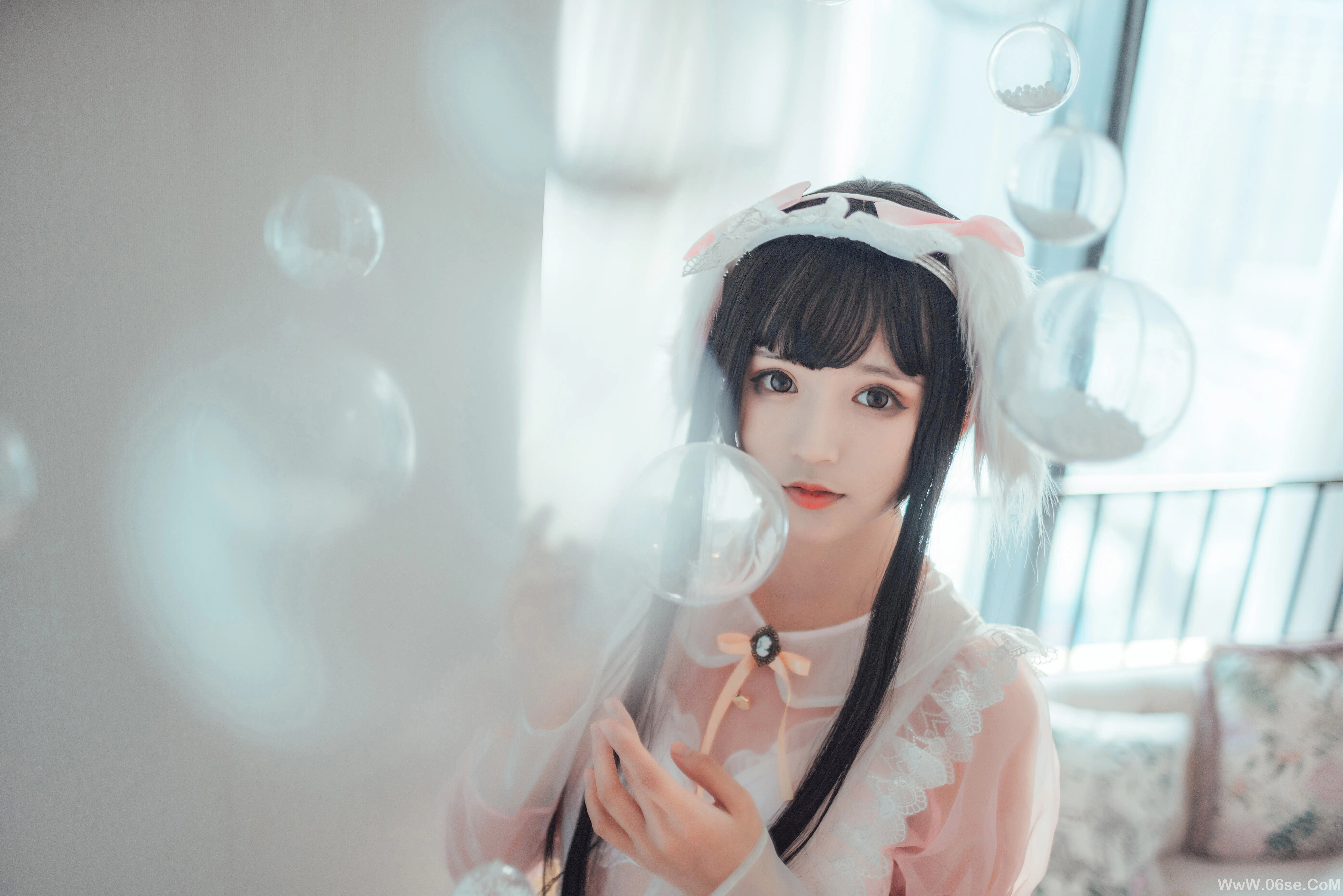 桐岛爱_透明女仆爱老师+奶文+铁板烧鬼舞_-六色网