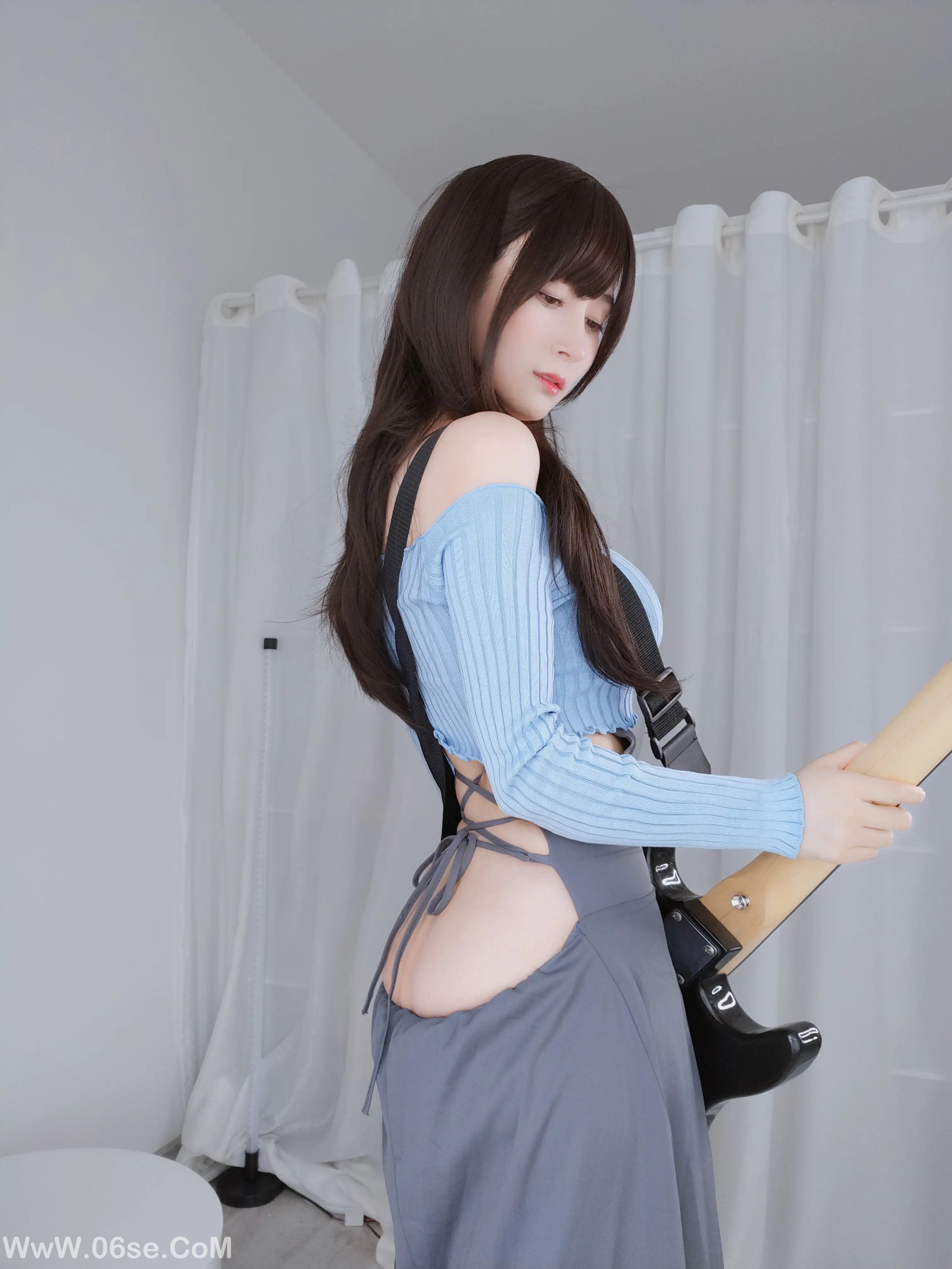 图片[3]-白银81 – 自拍 吉他妹妹-六色网