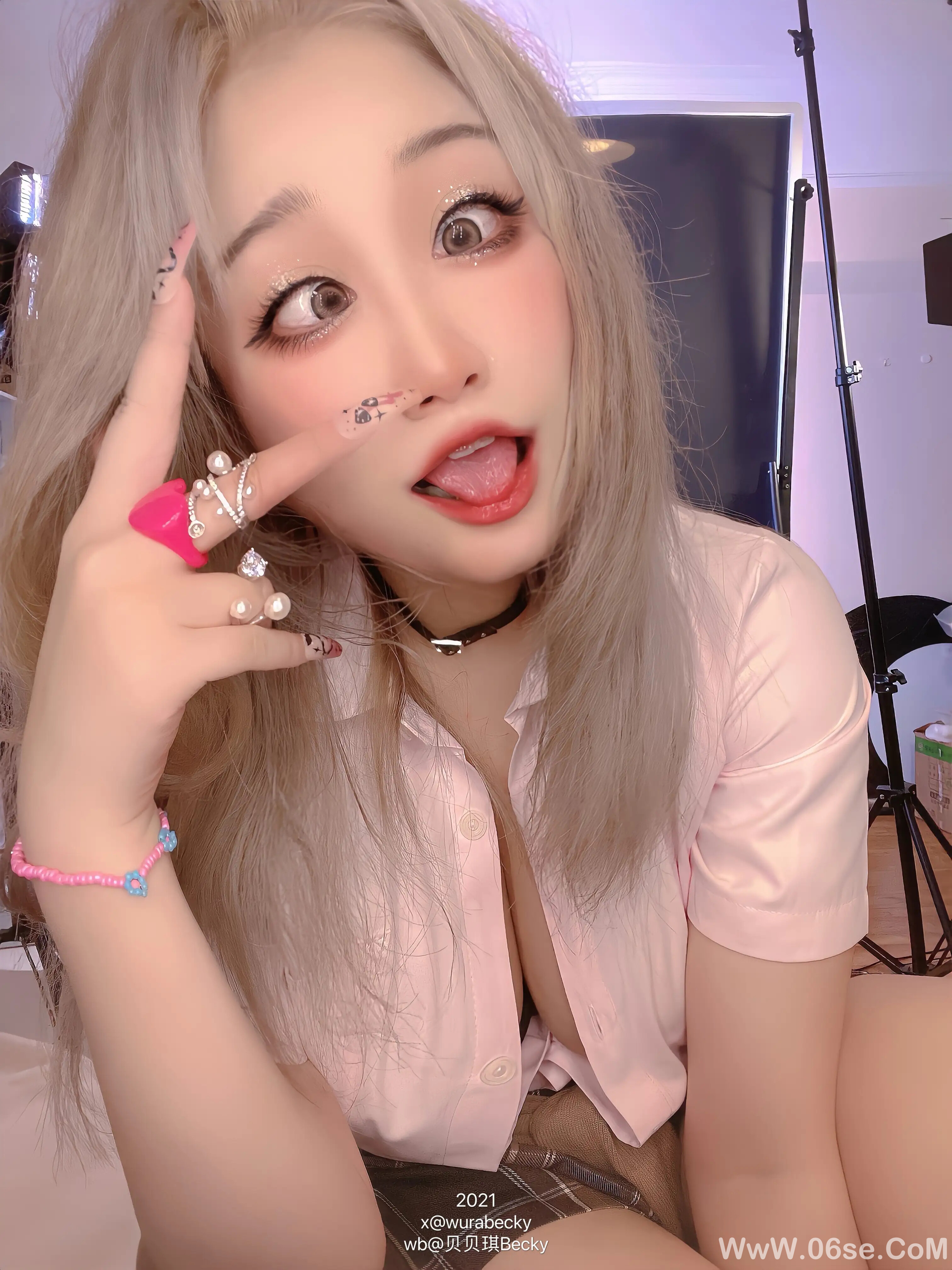 图片[31]-贝贝琪Becky – 辣妹进化史-六色网