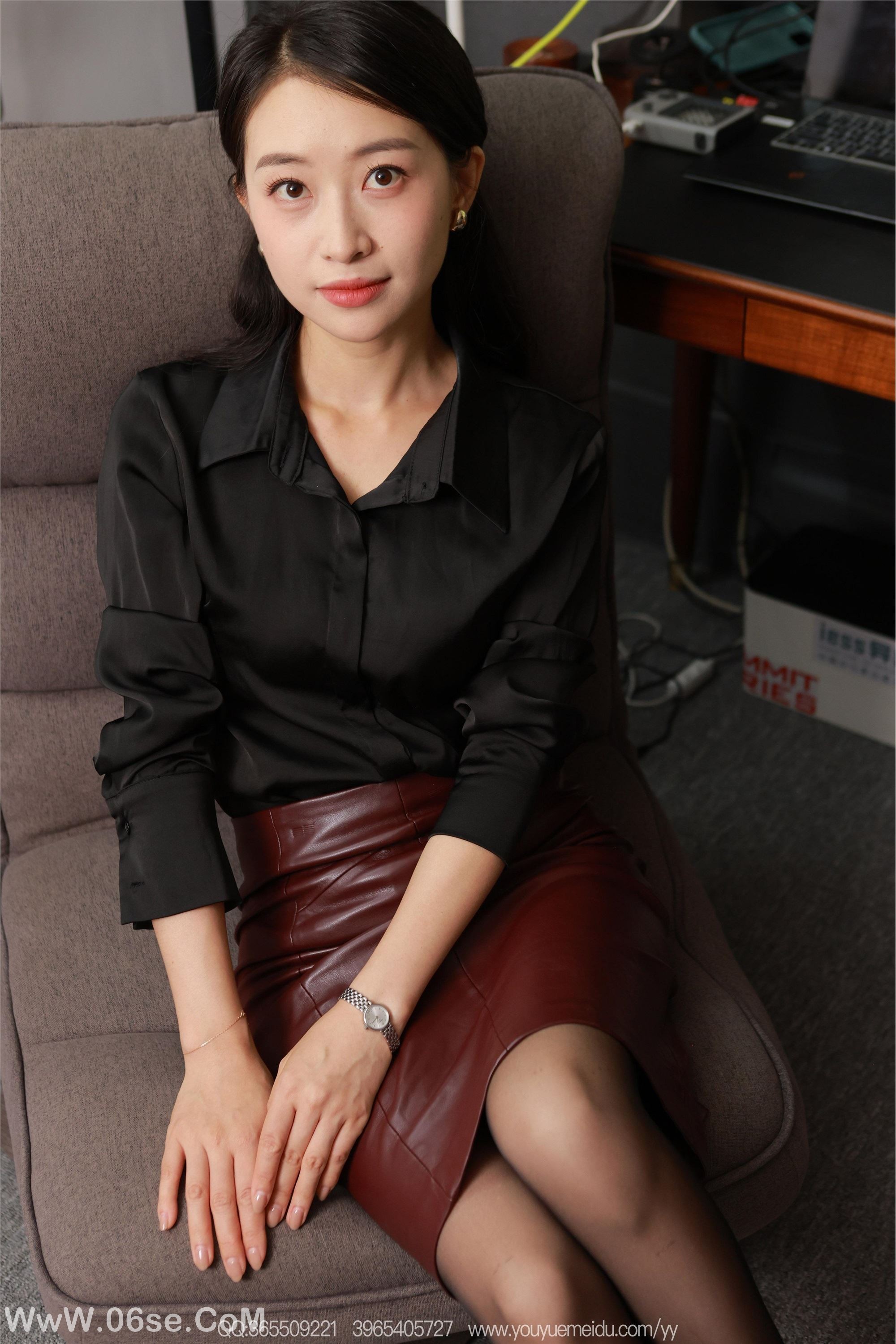 图片[9]-IESS异思趣向 2025.08.20 丝享家 2136 小婕酒红穿搭[89P]-六色网