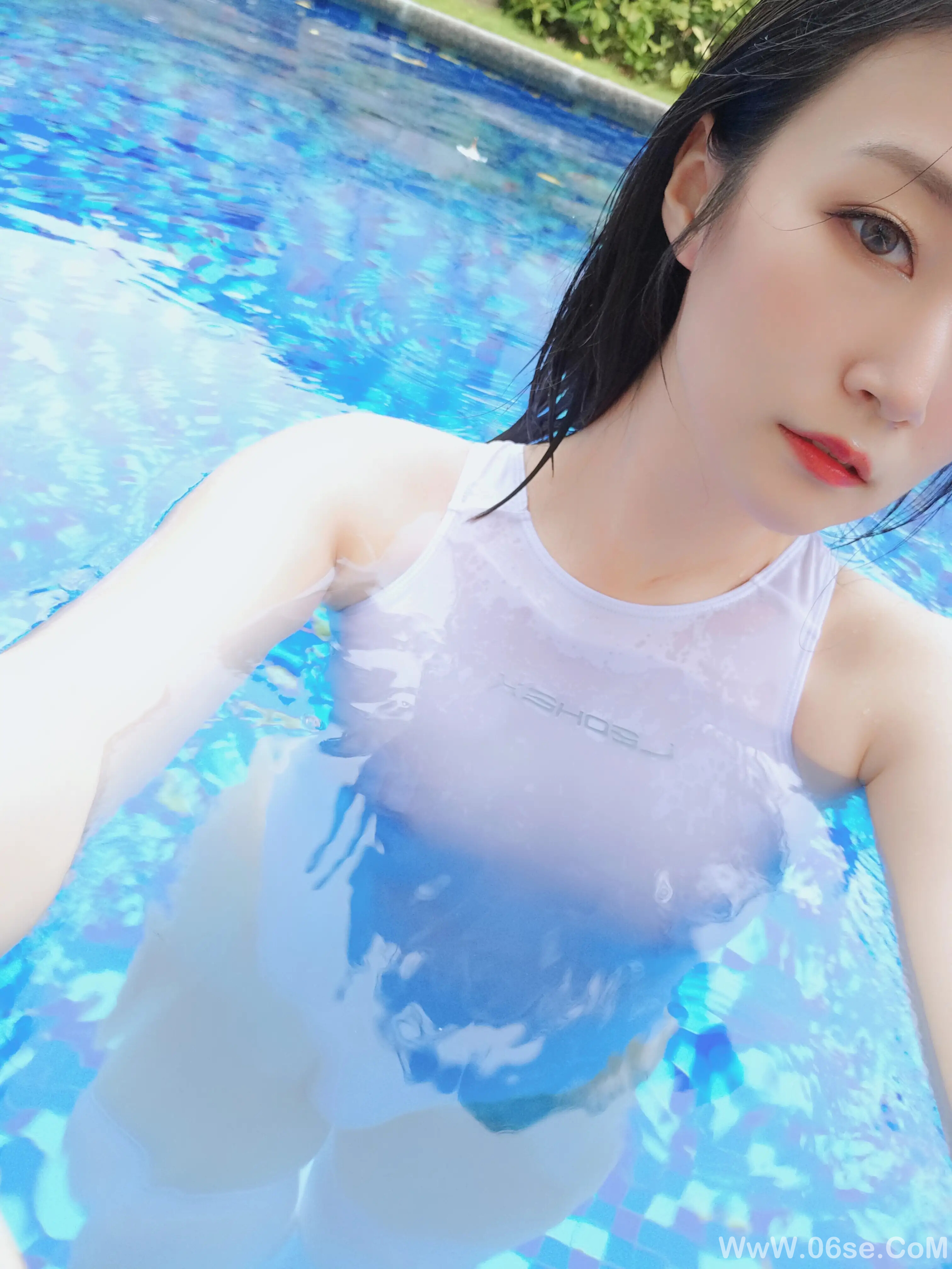 图片[23]-白银81 – 白色竞泳-六色网
