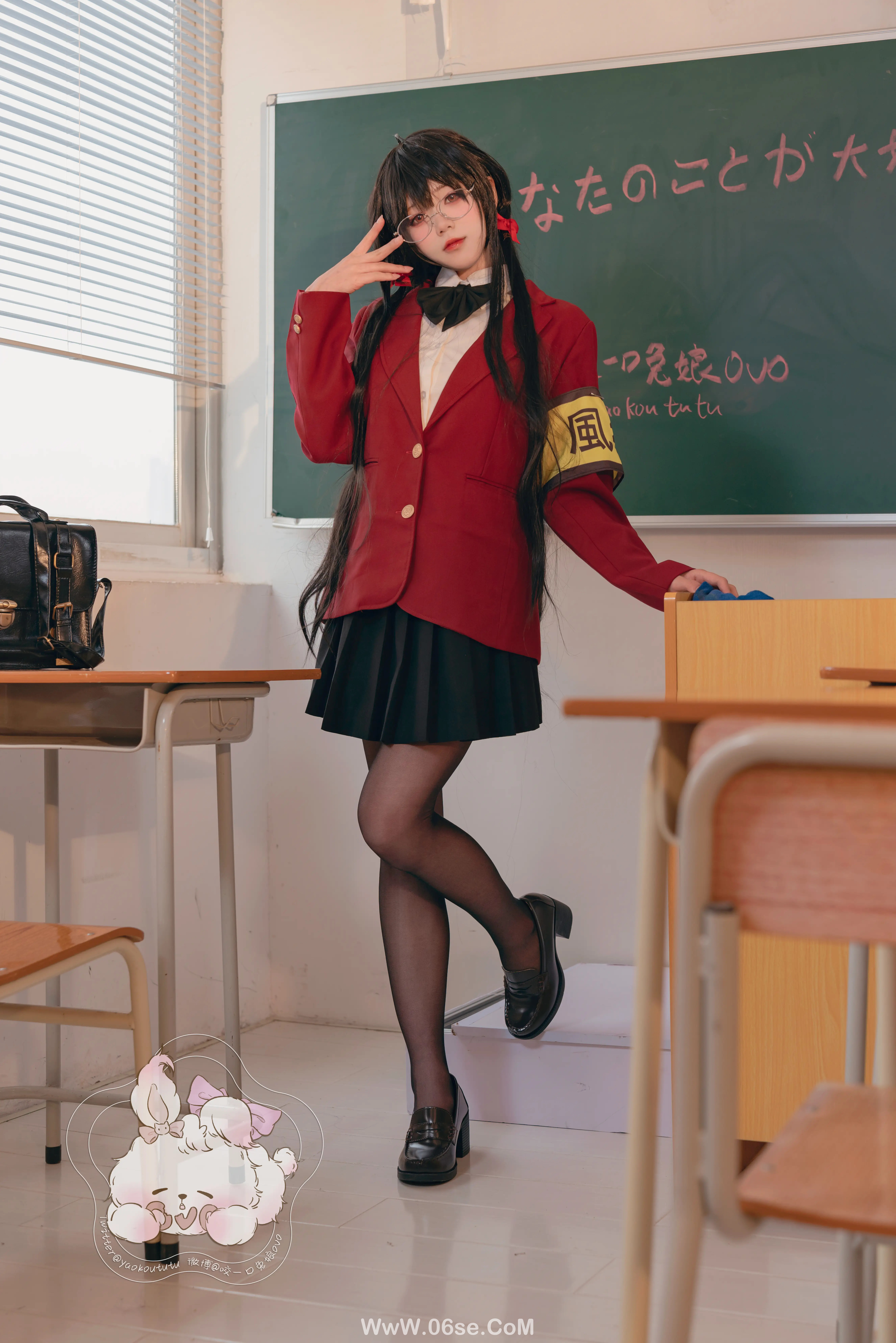 图片[4]-咬一口兔娘_四月订阅『风纪委员大凤』-六色网