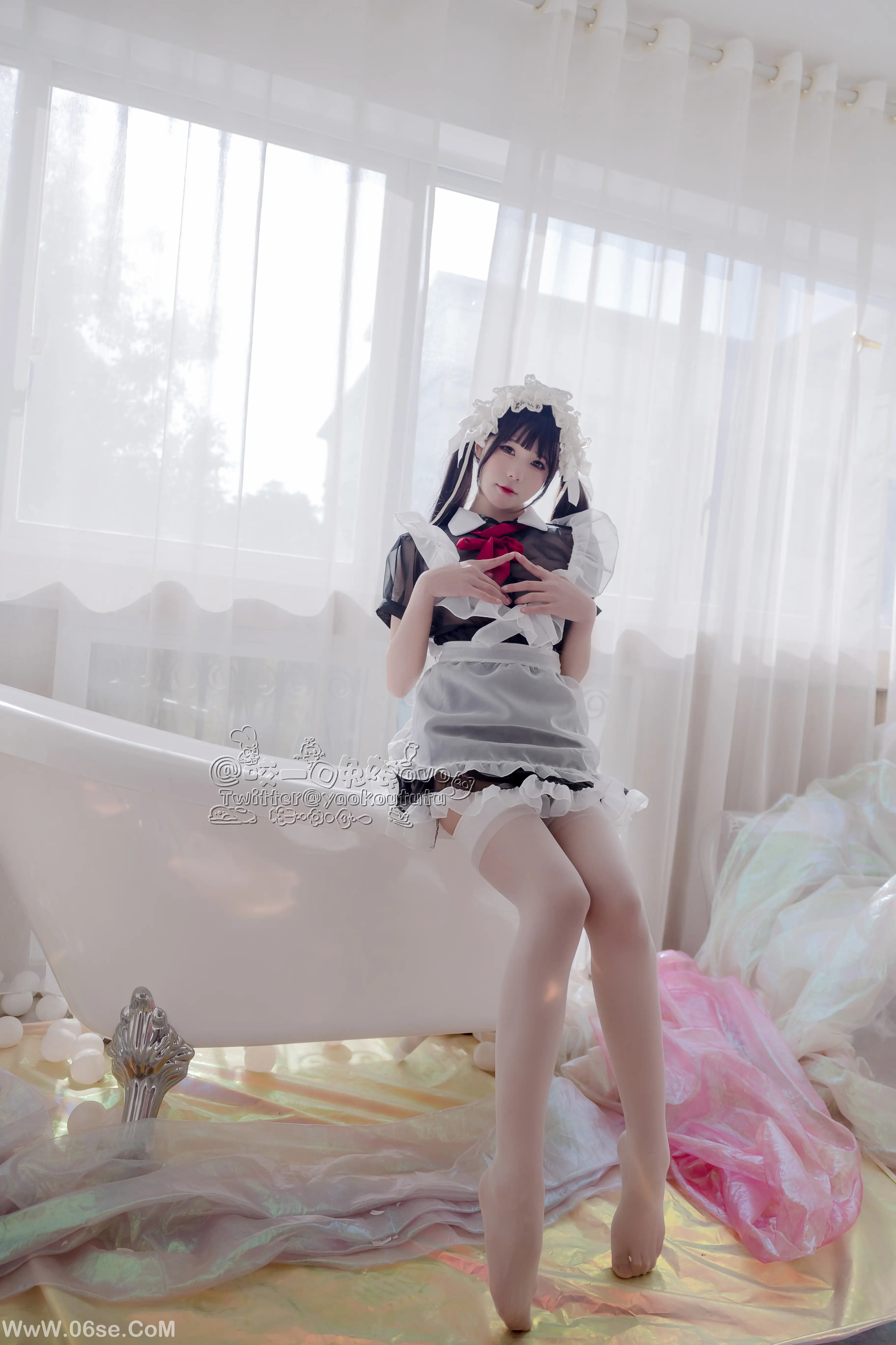 图片[5]-咬一口兔娘 黑白女仆-六色网
