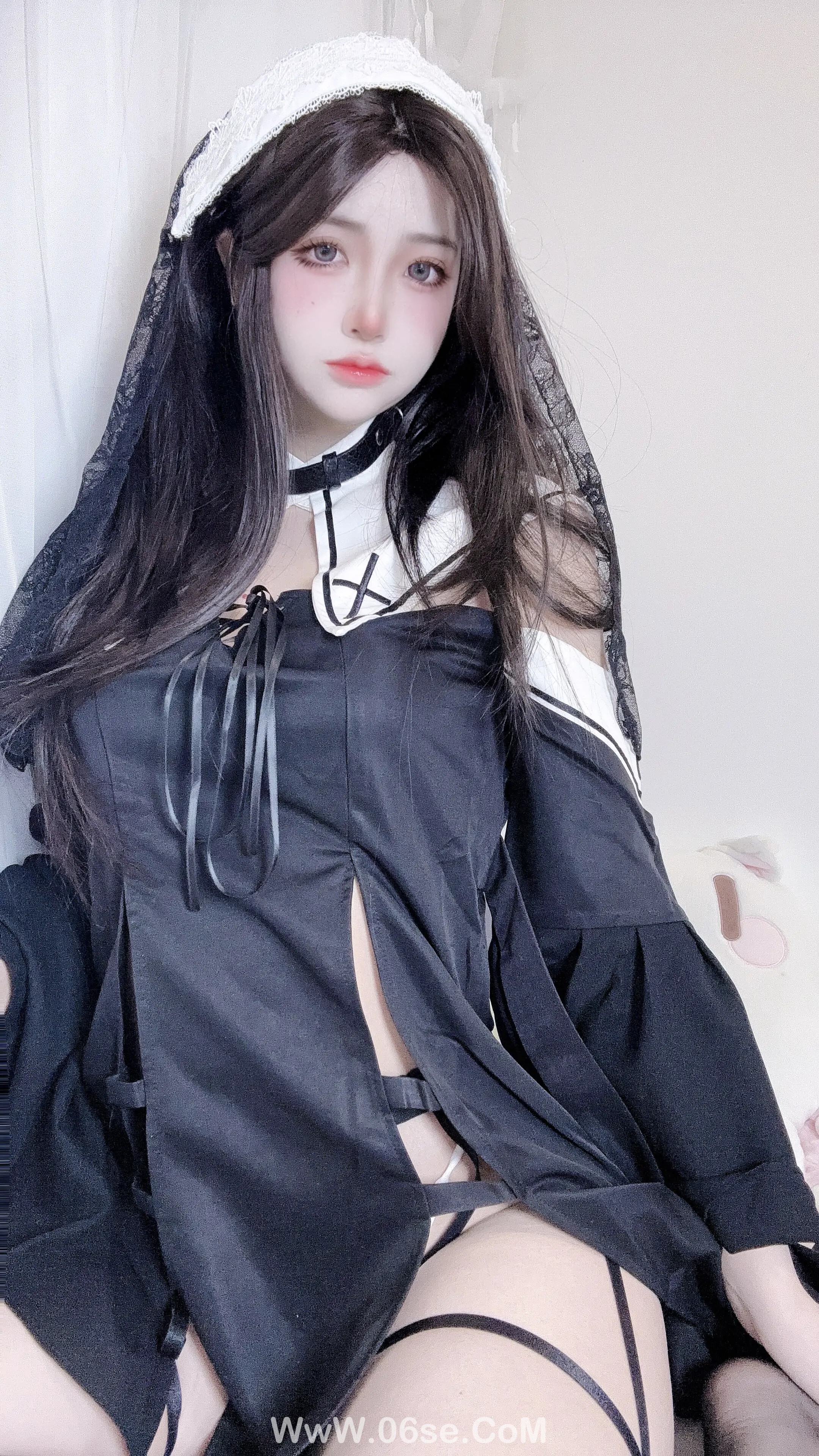 图片[4]-疯猫ss 修女自拍-六色网