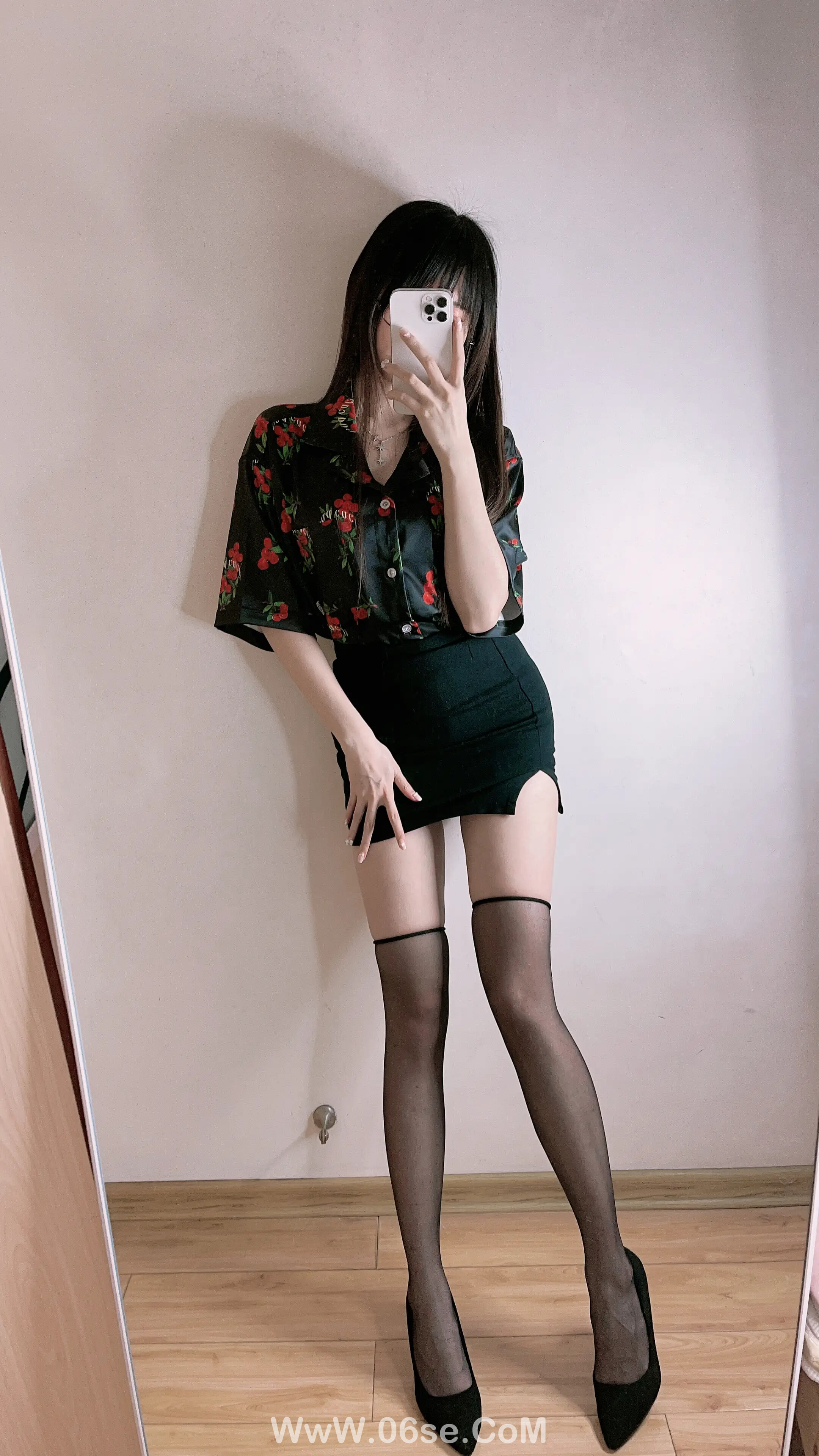 图片[56]-miko酱ww 自拍系列mikoの黑丝04-六色网