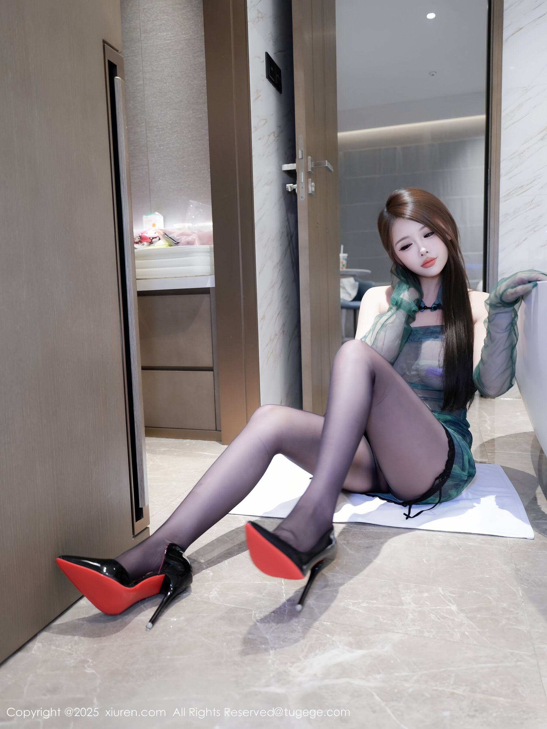 图片[25]-[Xiuren秀人网] 2025.08.18 NO.10660 甜妮[53P]-六色网