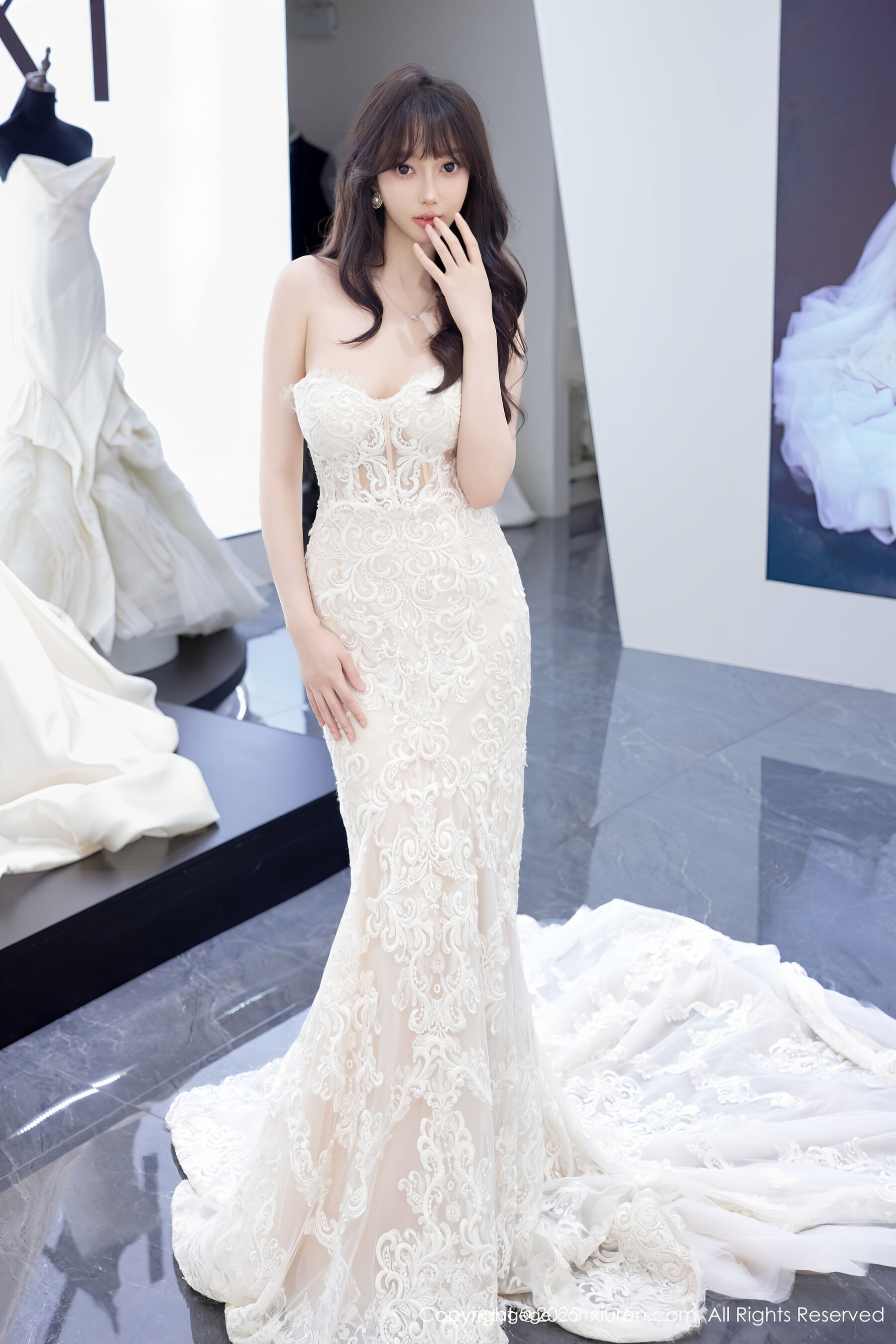 图片[2]-[Xiuren秀人网] 2025.08.18 NO.10663 玥儿玥er[59P]-六色网