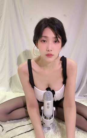 【在线播放】小羽 和姐姐一起过暑假33min-asmr小喵