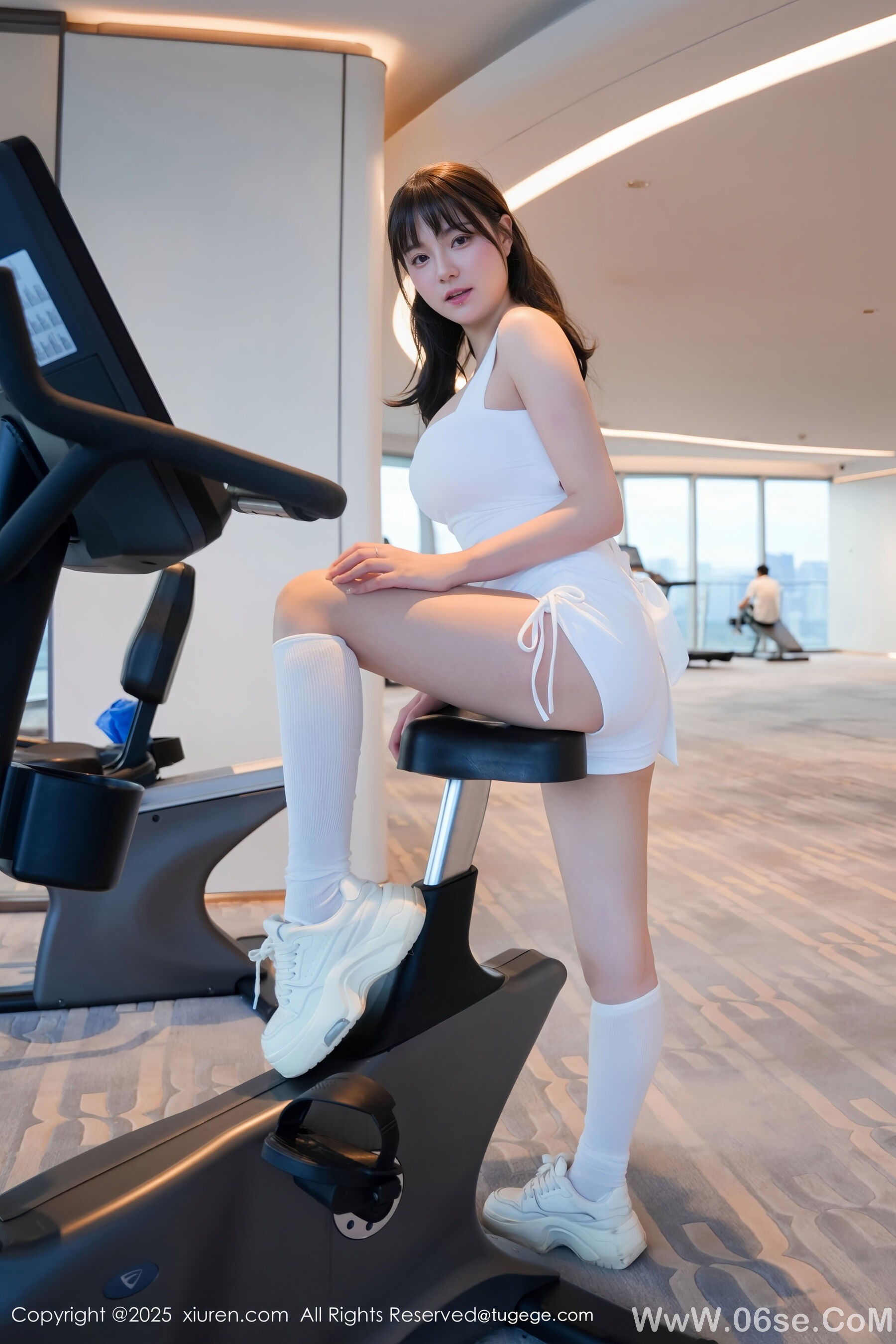 图片[8]-[Xiuren秀人网] 2025.09.25 NO.10808 揉揉肉肉 软情[82P]-六色网