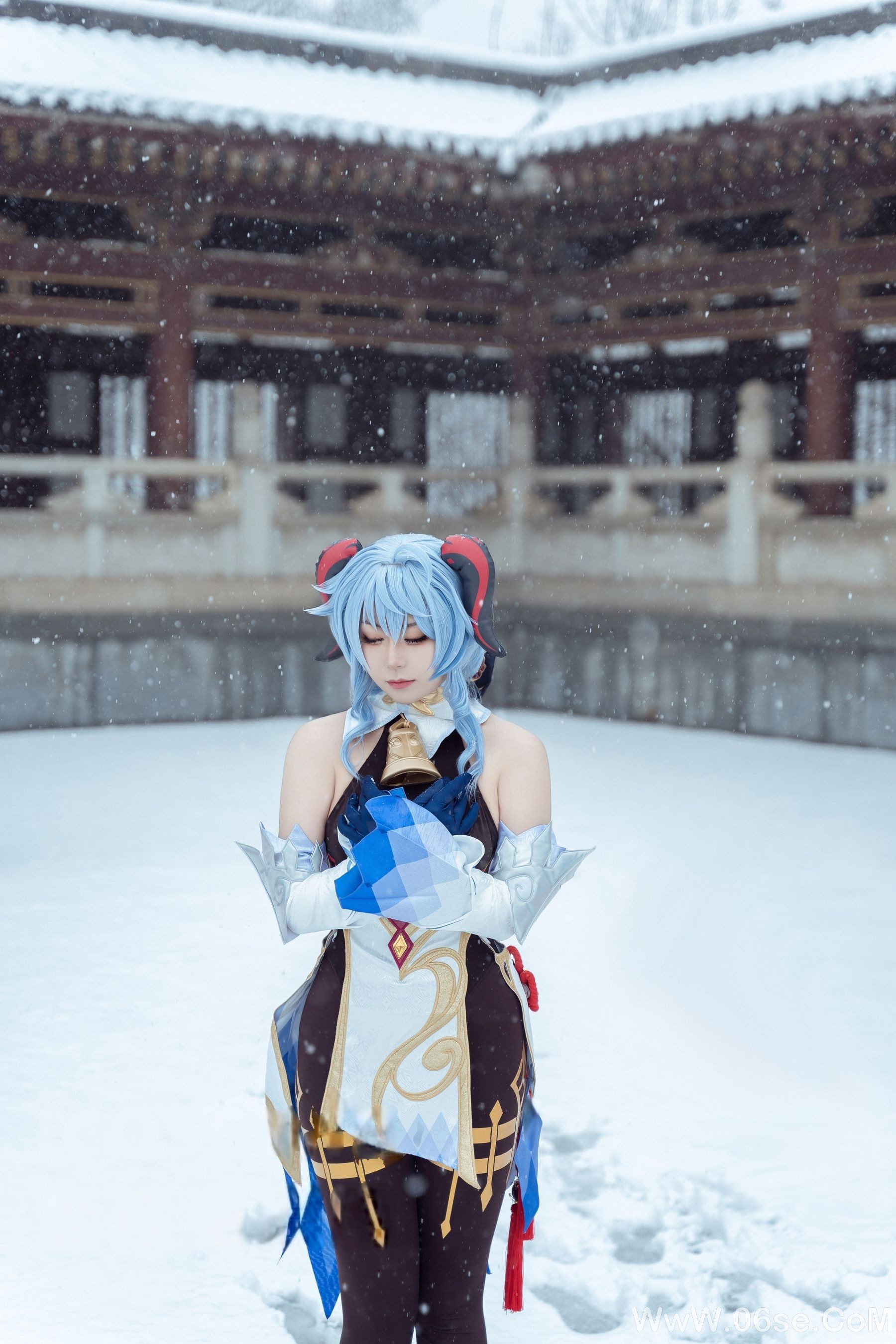 图片[3]-虎森森 – 原神 甘雨 雪景 [42P]-六色网