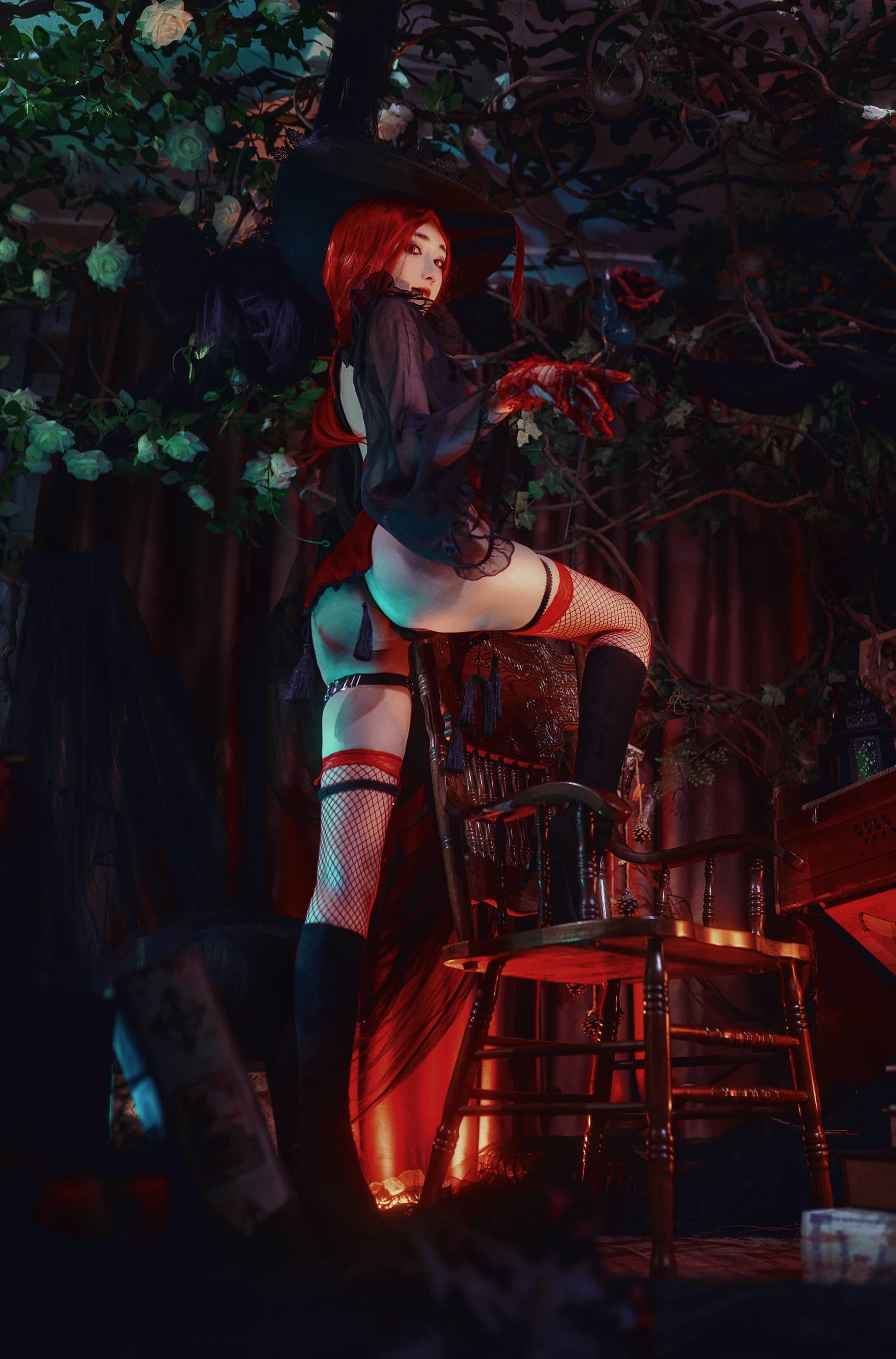 – 红女巫 [19P]