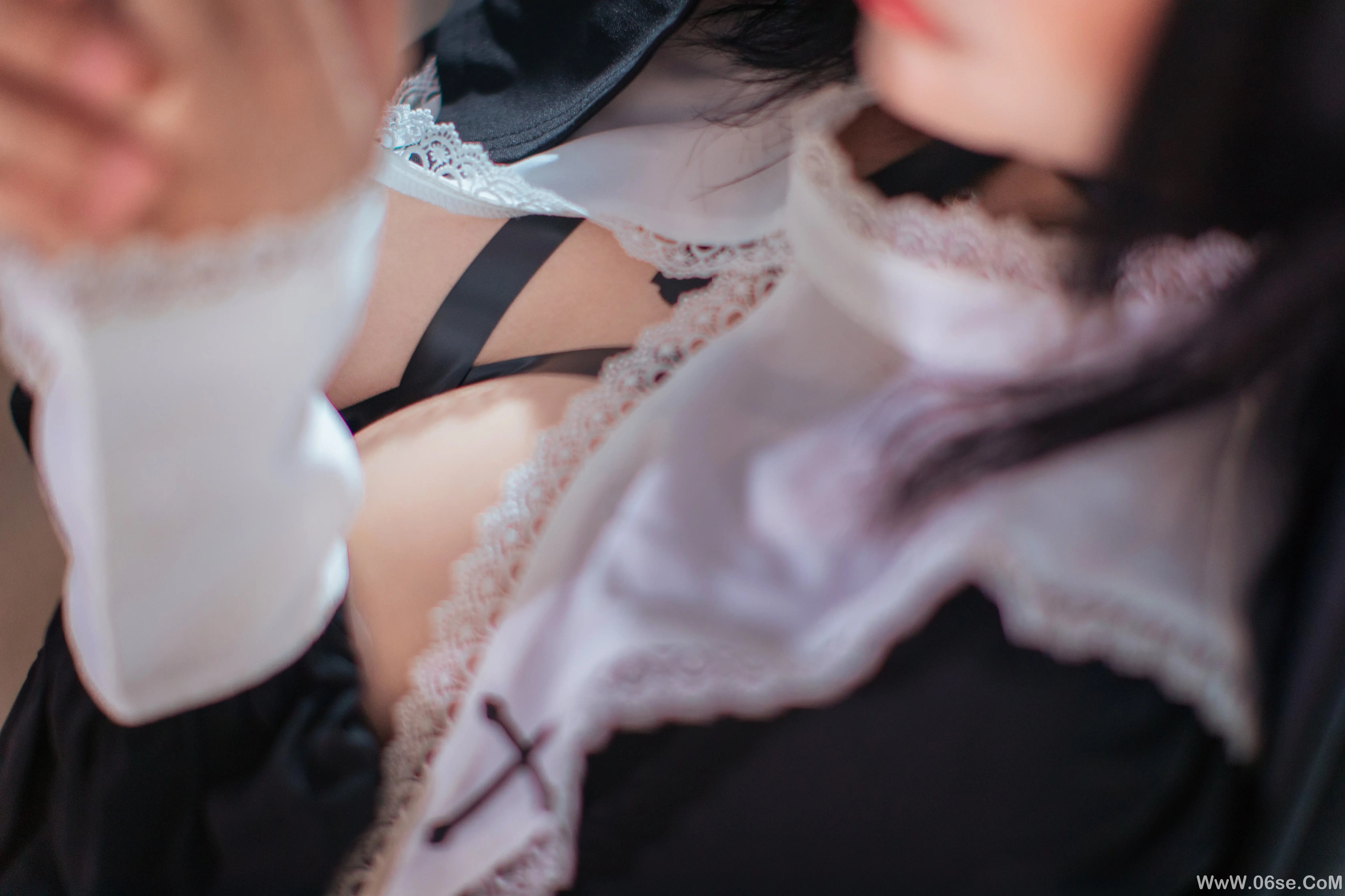 图片[5]-抱走莫子 – 黑色修女-六色网