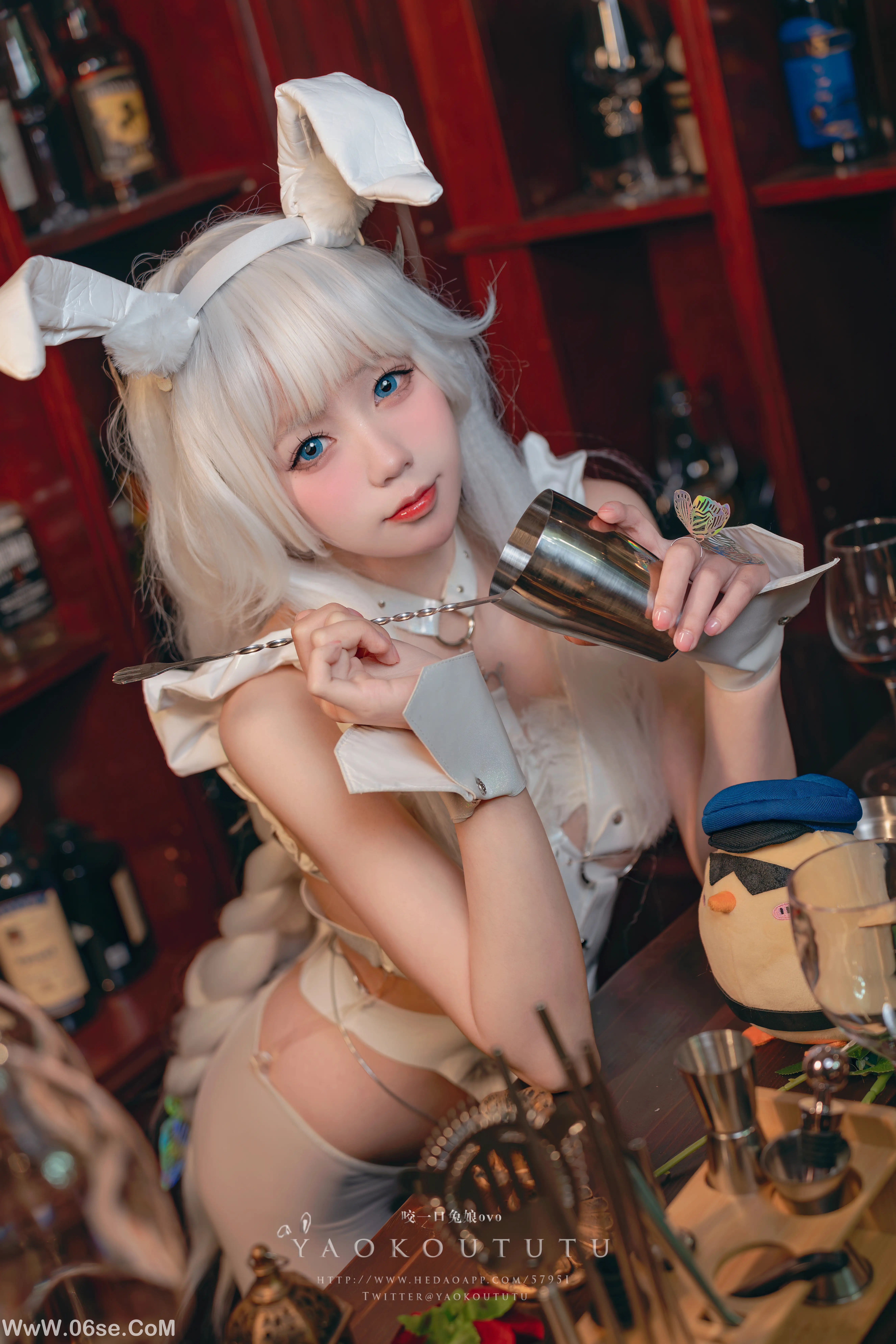图片[9]-咬一口兔娘 恶毒酒吧-六色网