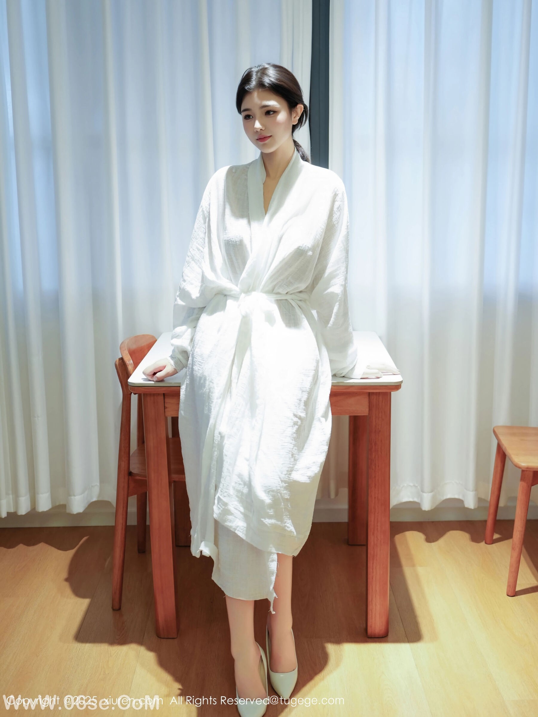 图片[2]-秀人网 – NO.10920 – 林悦溪儿 [54P]-六色网