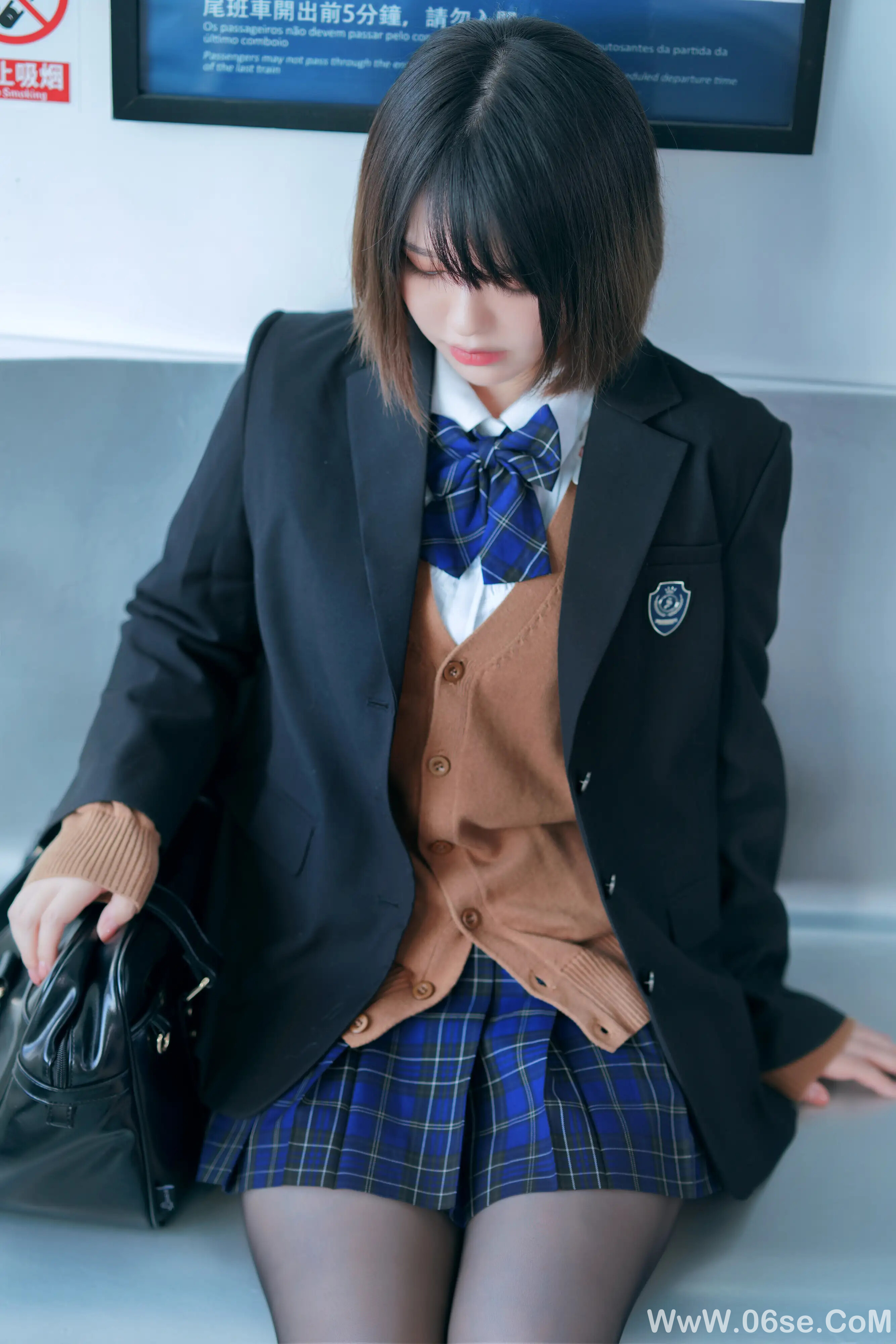 图片[41]-半半子 – 彼女の制服-六色网
