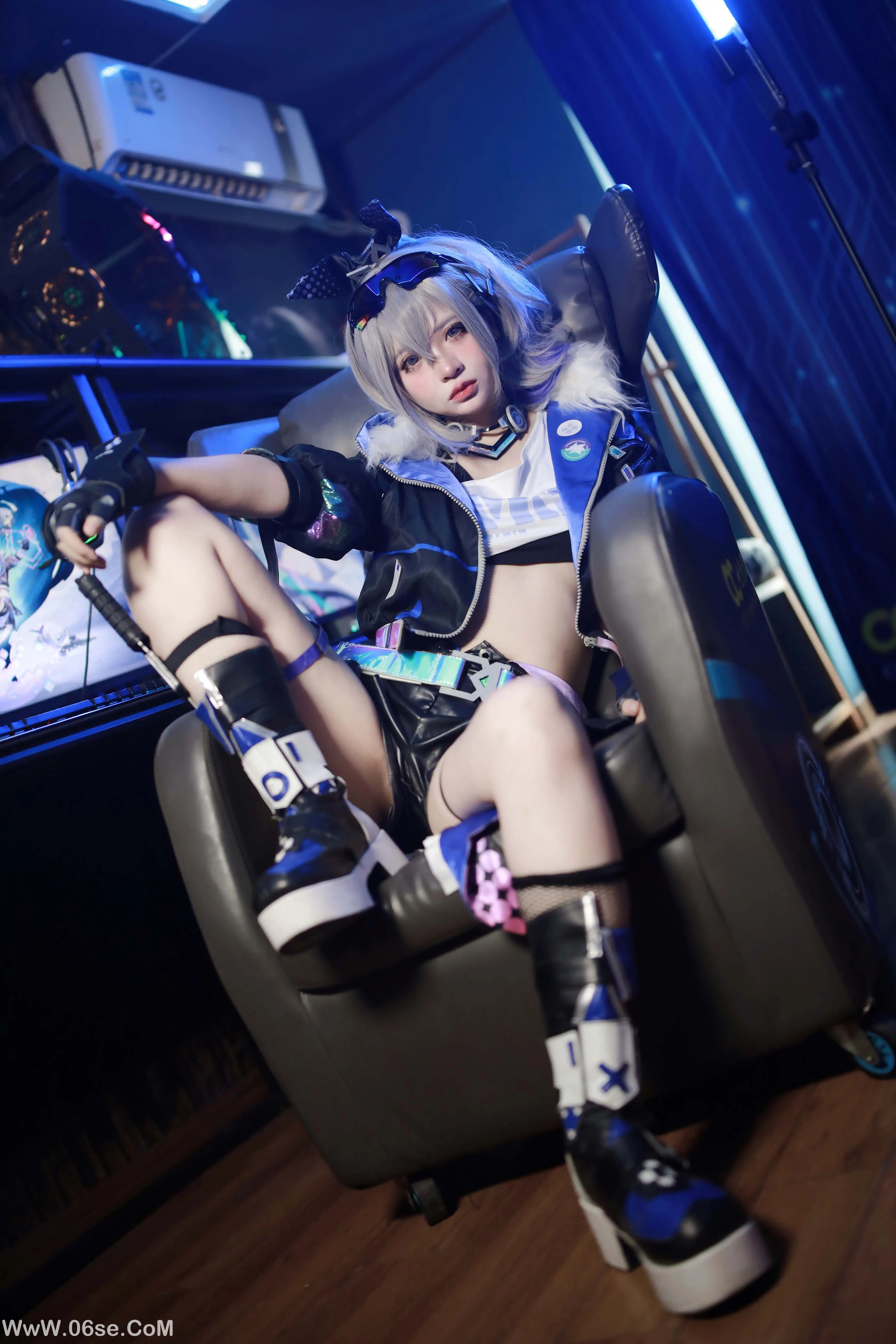 图片[2]-疯猫ss 少女衣橱 银狼-六色网