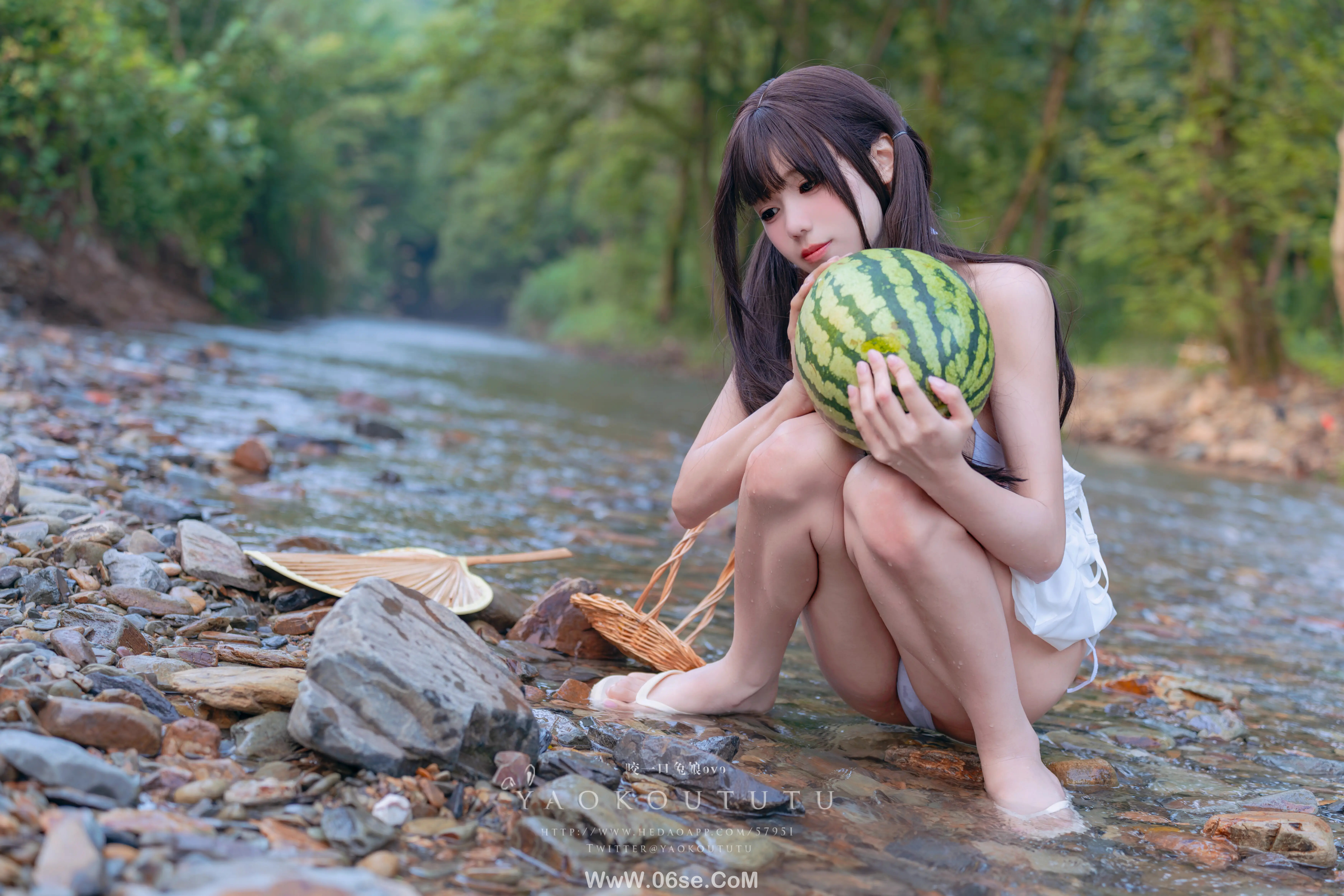 图片[38]-咬一口兔娘 溯溪之夏-六色网