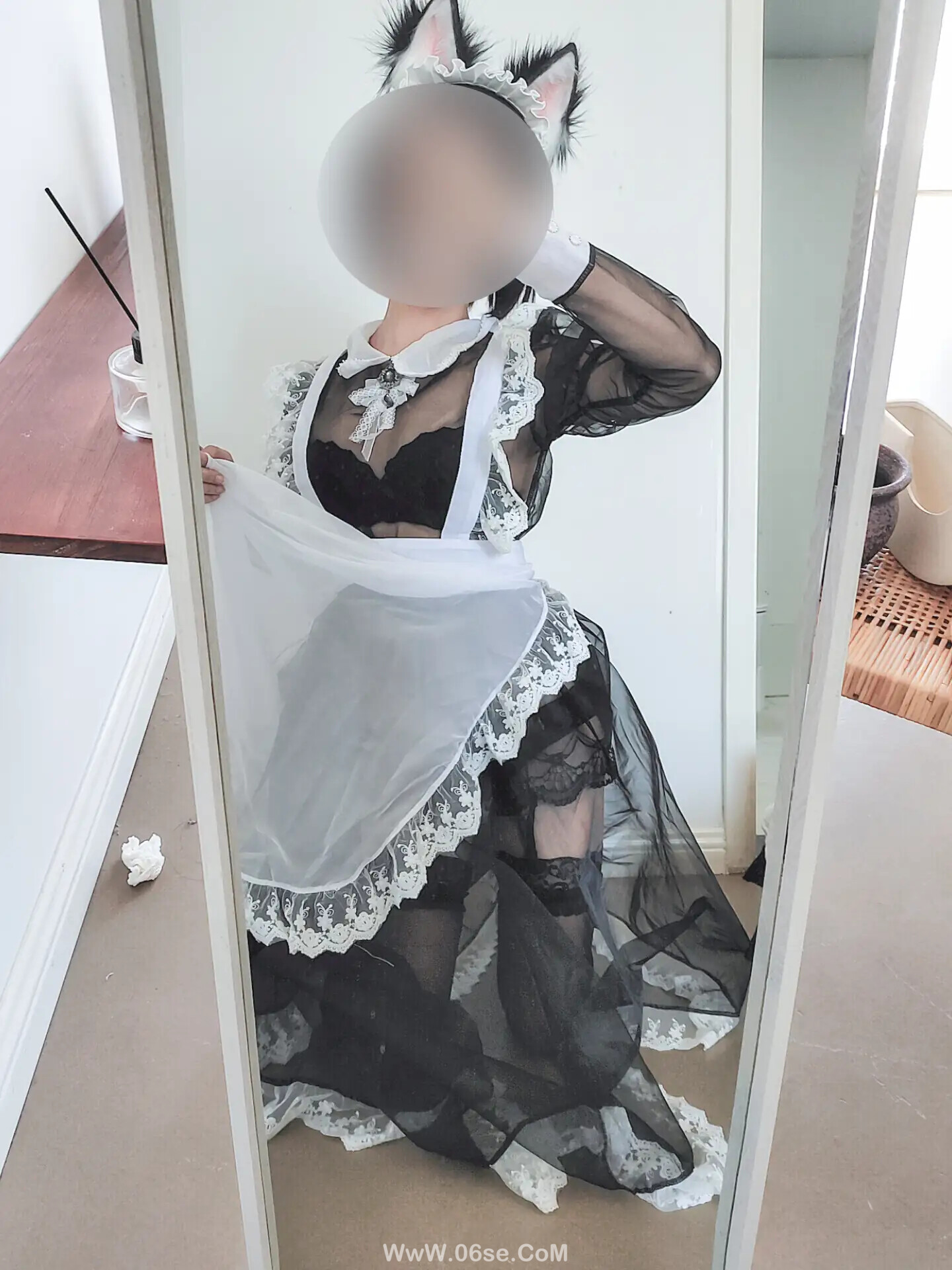 图片[6]-蠢沫沫 – 透明女仆 自拍-六色网