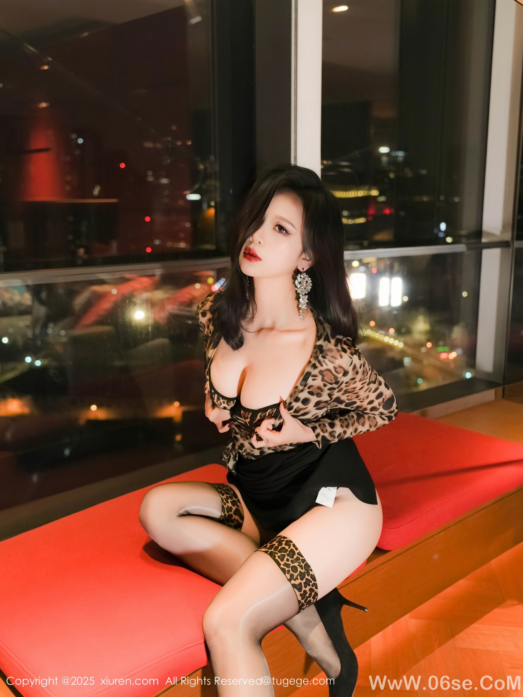 图片[23]-秀人网 – NO.10901 – 玫瑰我爱你 [64P]-六色网