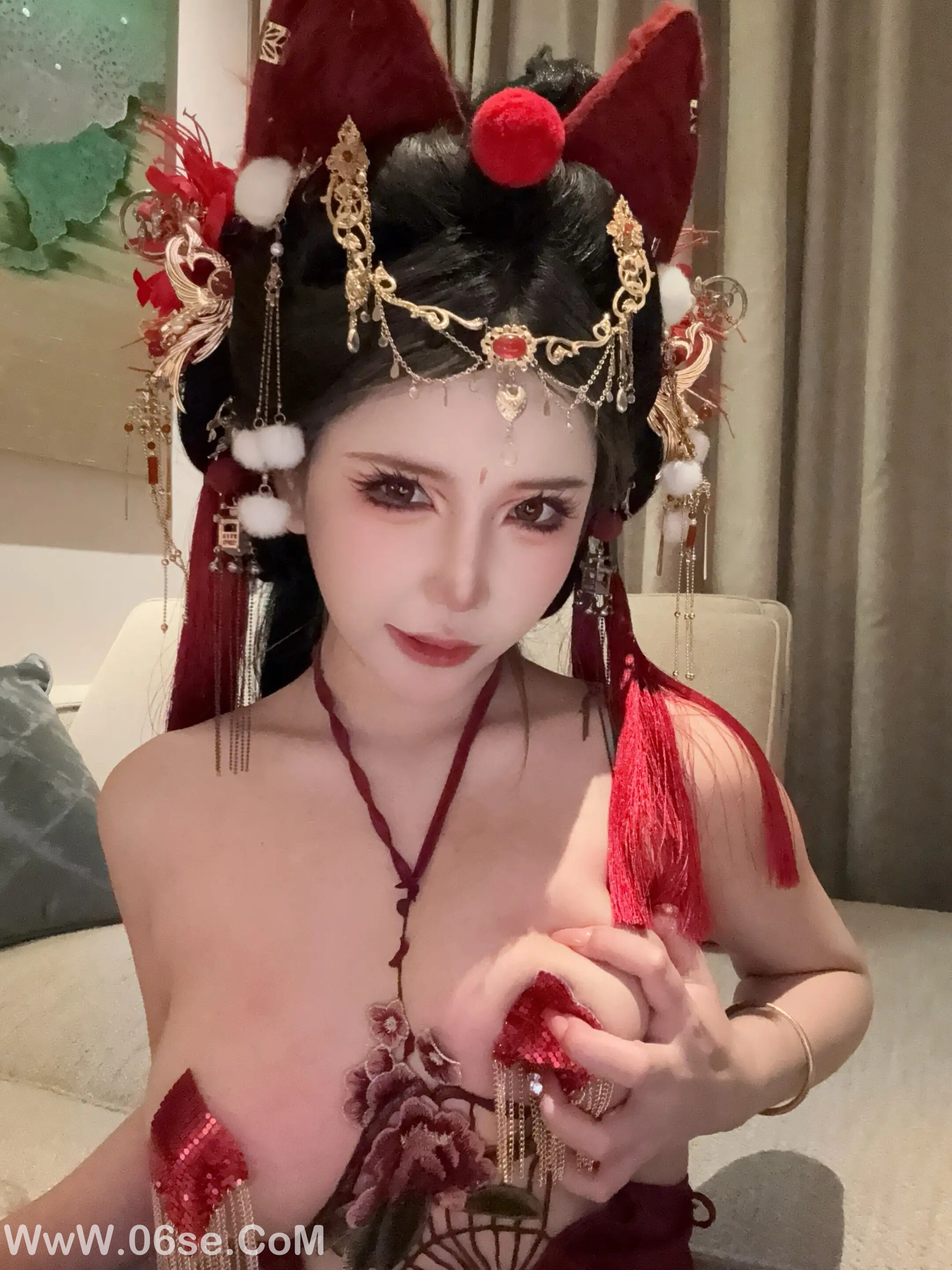 图片[89]-抱走莫子 – 红色小尾巴-六色网