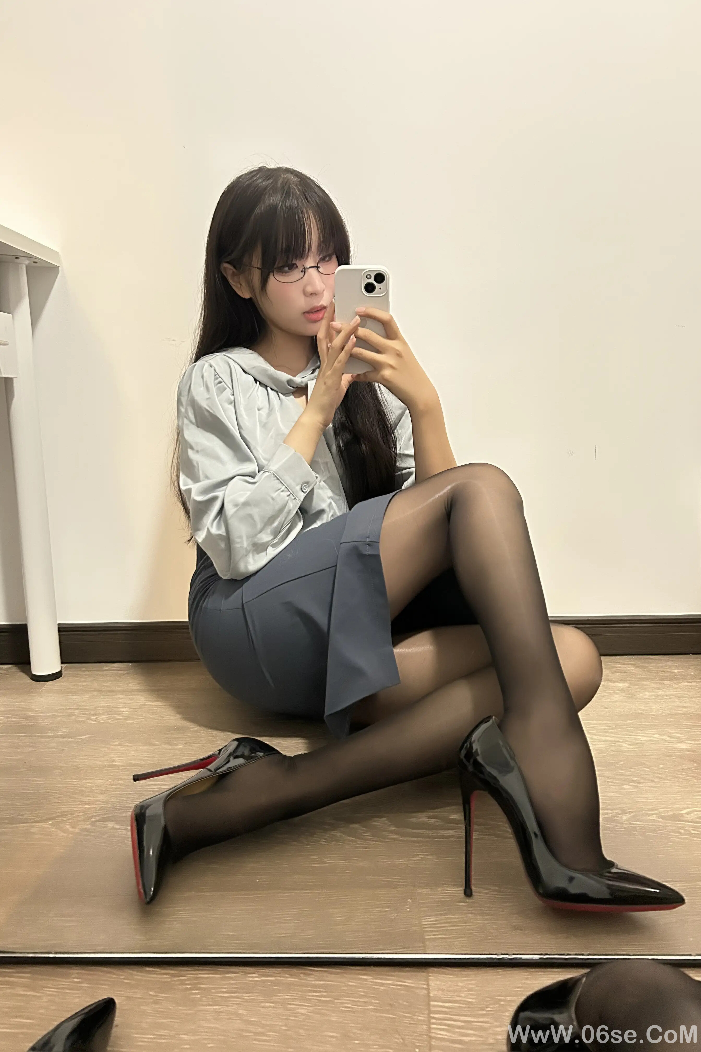 图片[14]-轩萧学姐 – 蓝裙ol-六色网