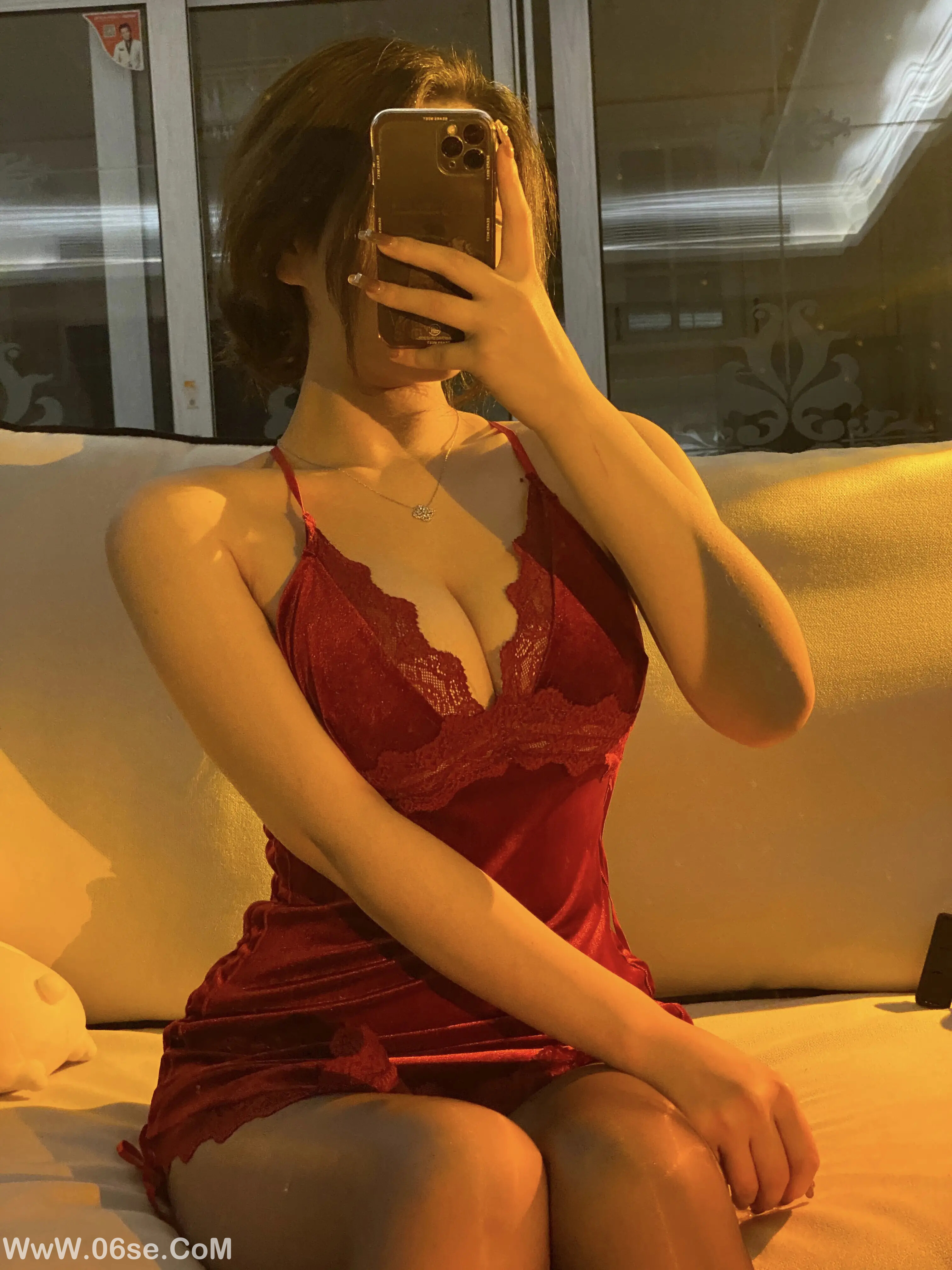 图片[2]-安妮-yoo 红色妙杀-六色网