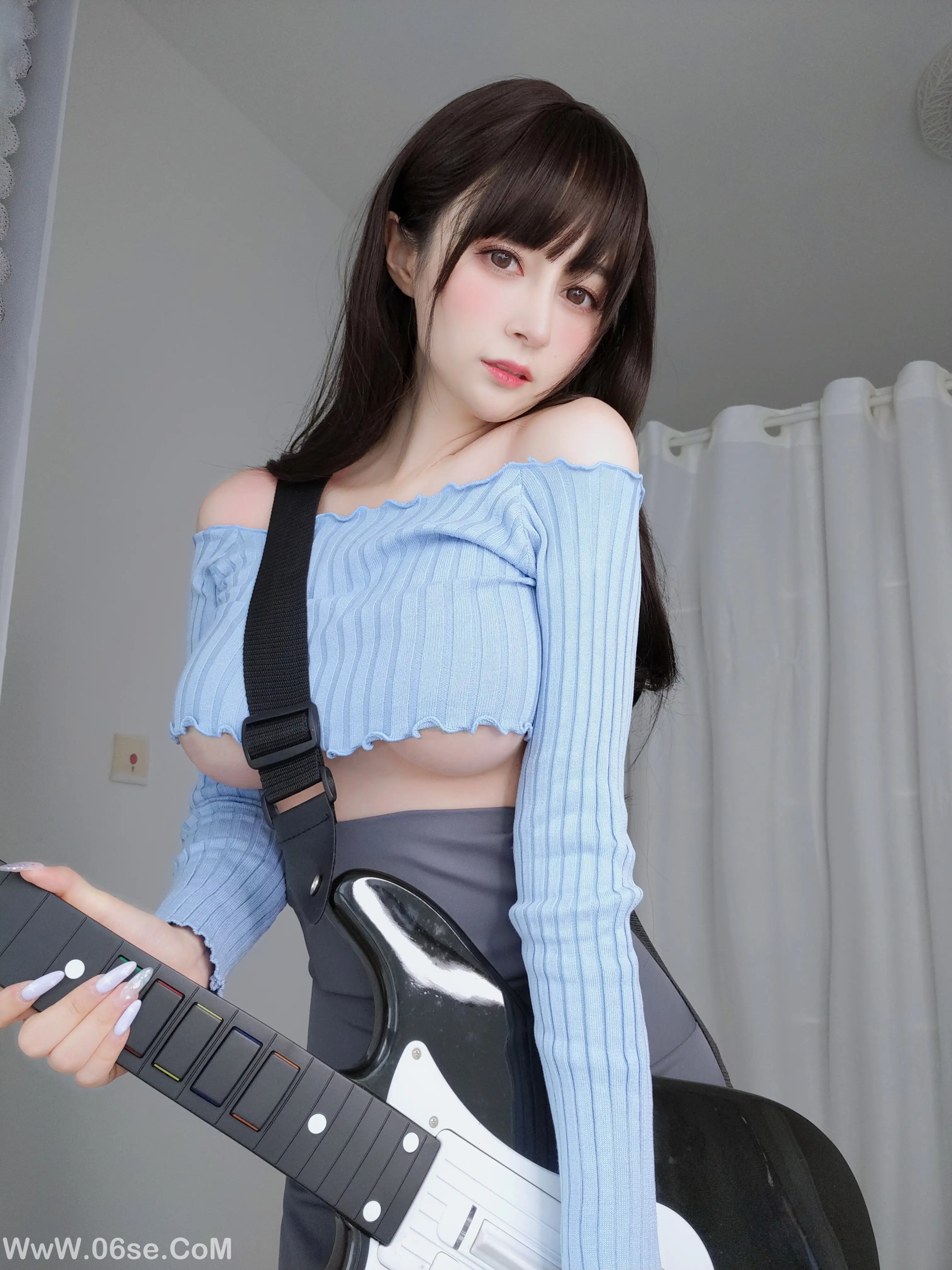 图片[112]-白银81 – 自拍 吉他妹妹-六色网