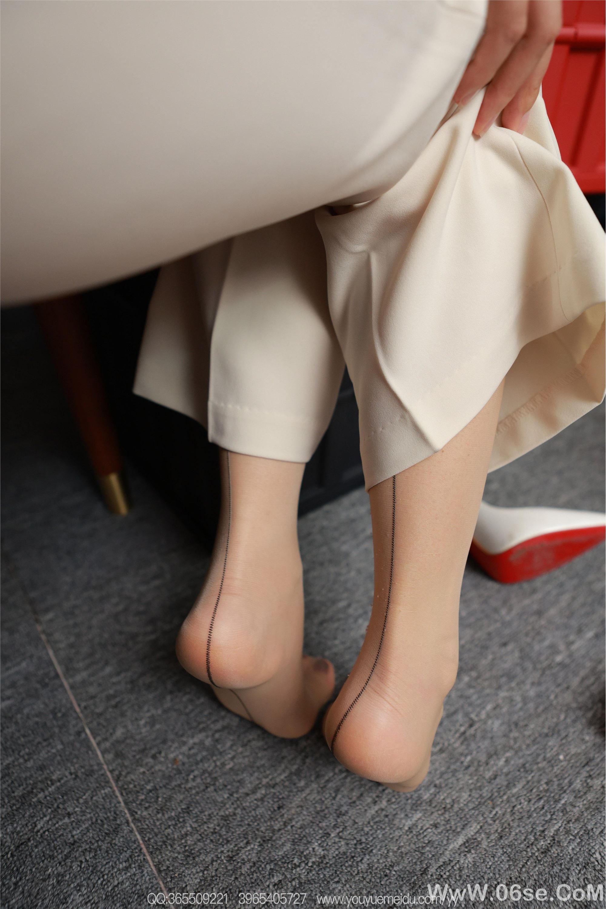 图片[30]-IESS异思趣向 2025.07.06 丝享家 2098 小婕白色裤里丝[90P]-六色网