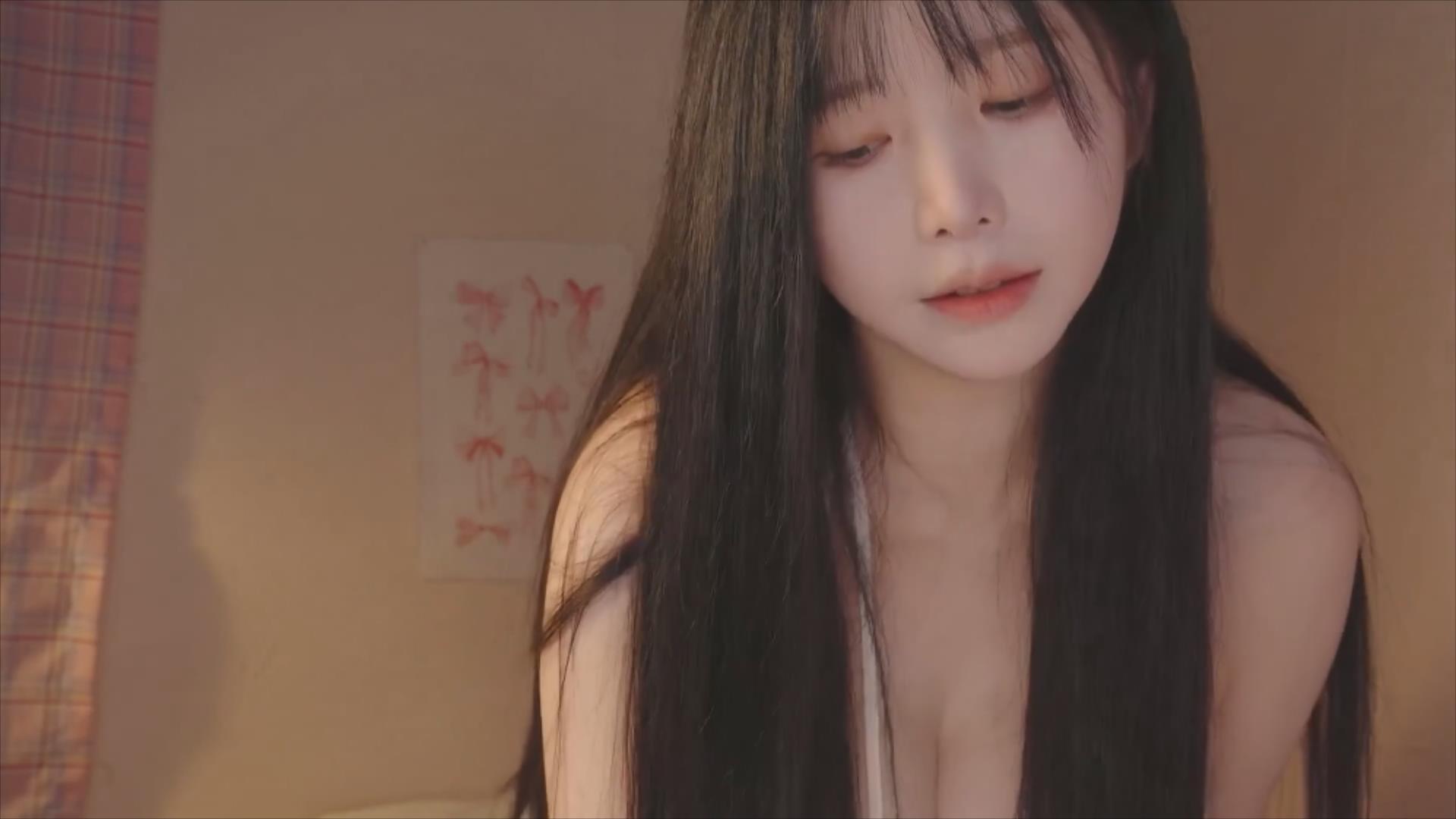 【在线播放】Yoonying ASMR 用润肤露按摩安抚失眠的年轻男友-asmr小喵