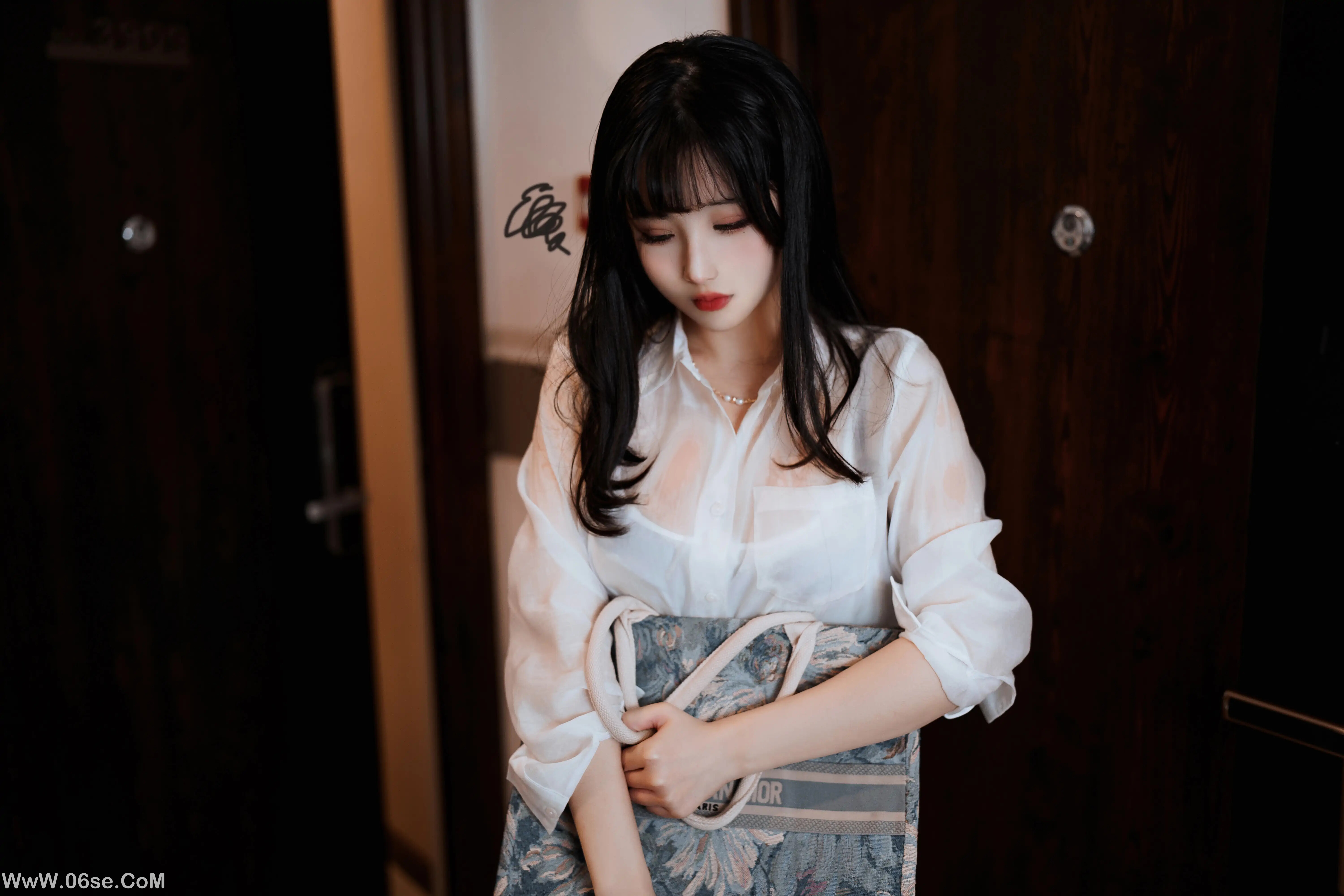 图片[10]-肉扣热热子(rioko凉凉子) 黑丝OL制服双人 (&面饼仙儿)-六色网