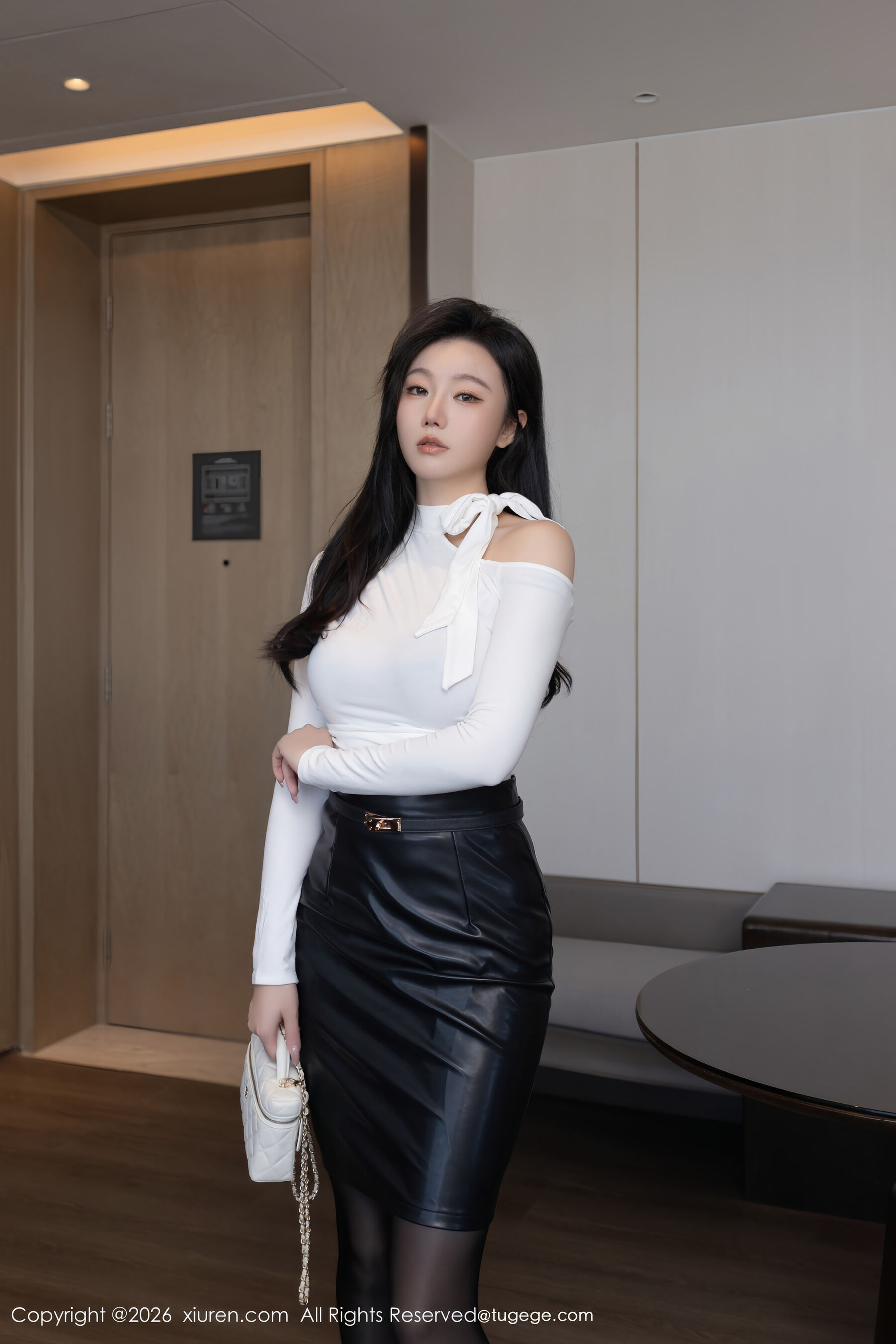 图片[2]-秀人网 – NO.11201 – 安然anran [77P]-六色网