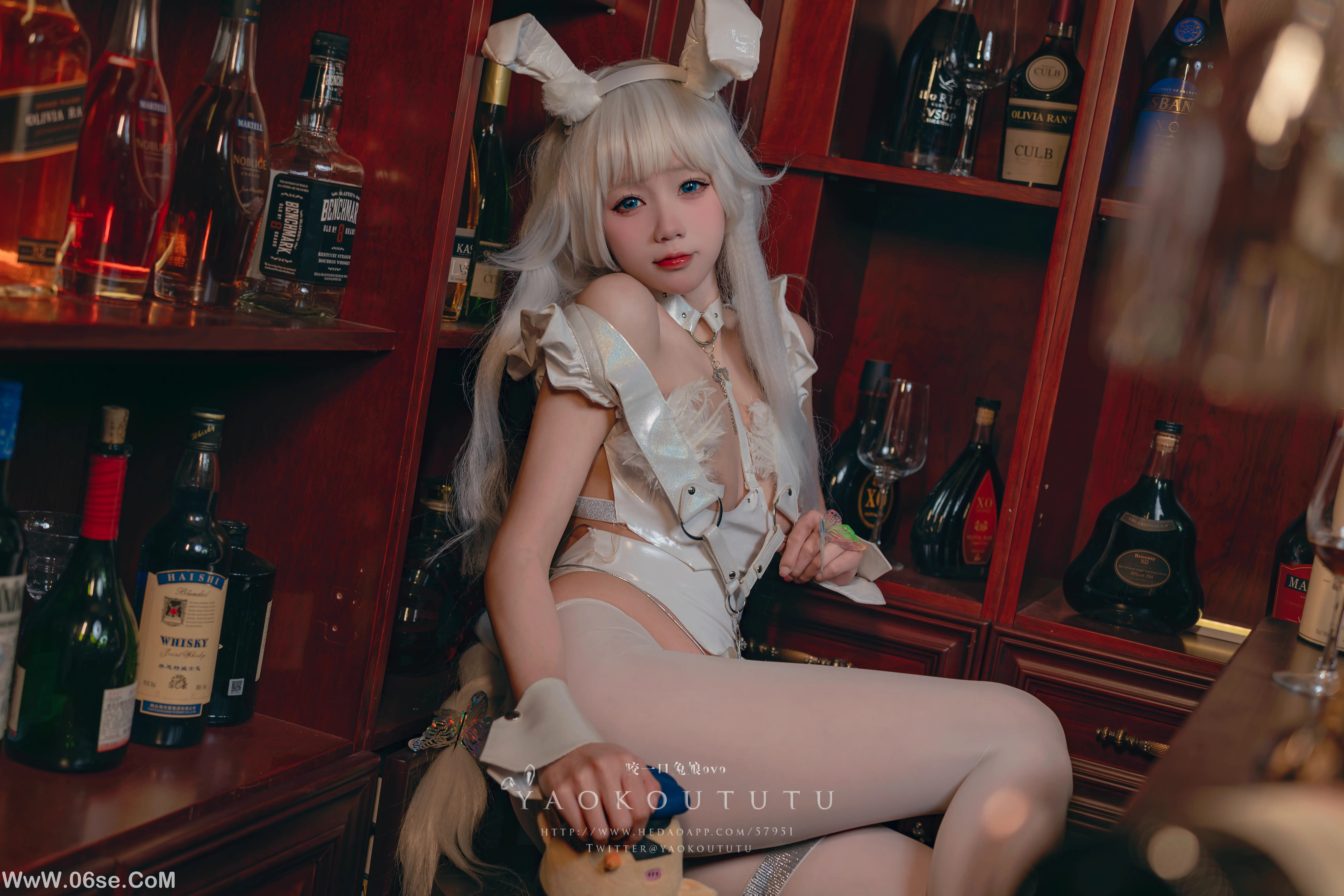 图片[5]-咬一口兔娘 恶毒酒吧-六色网