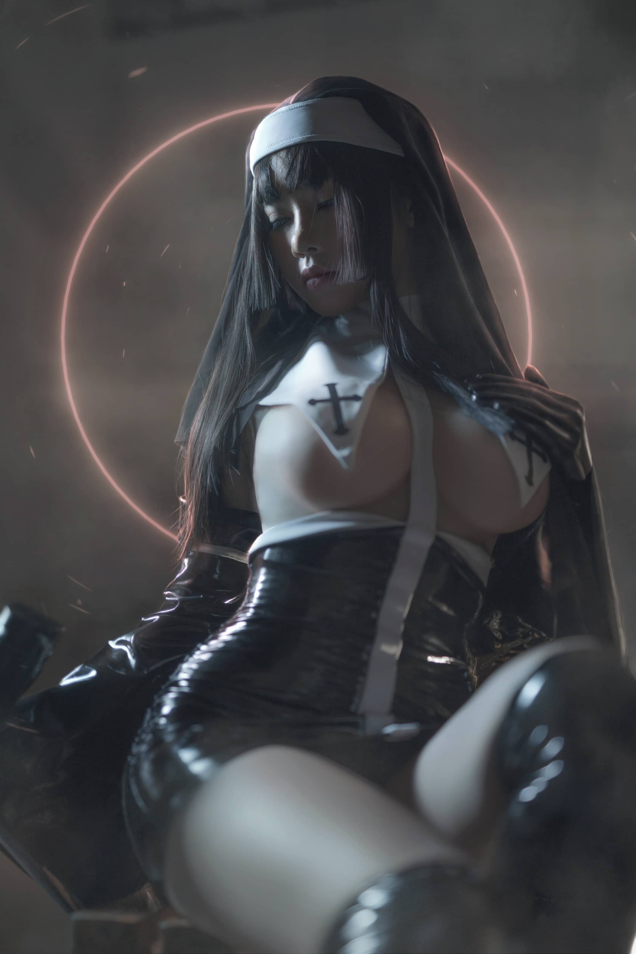 – 修女黑胶衣 [12P]