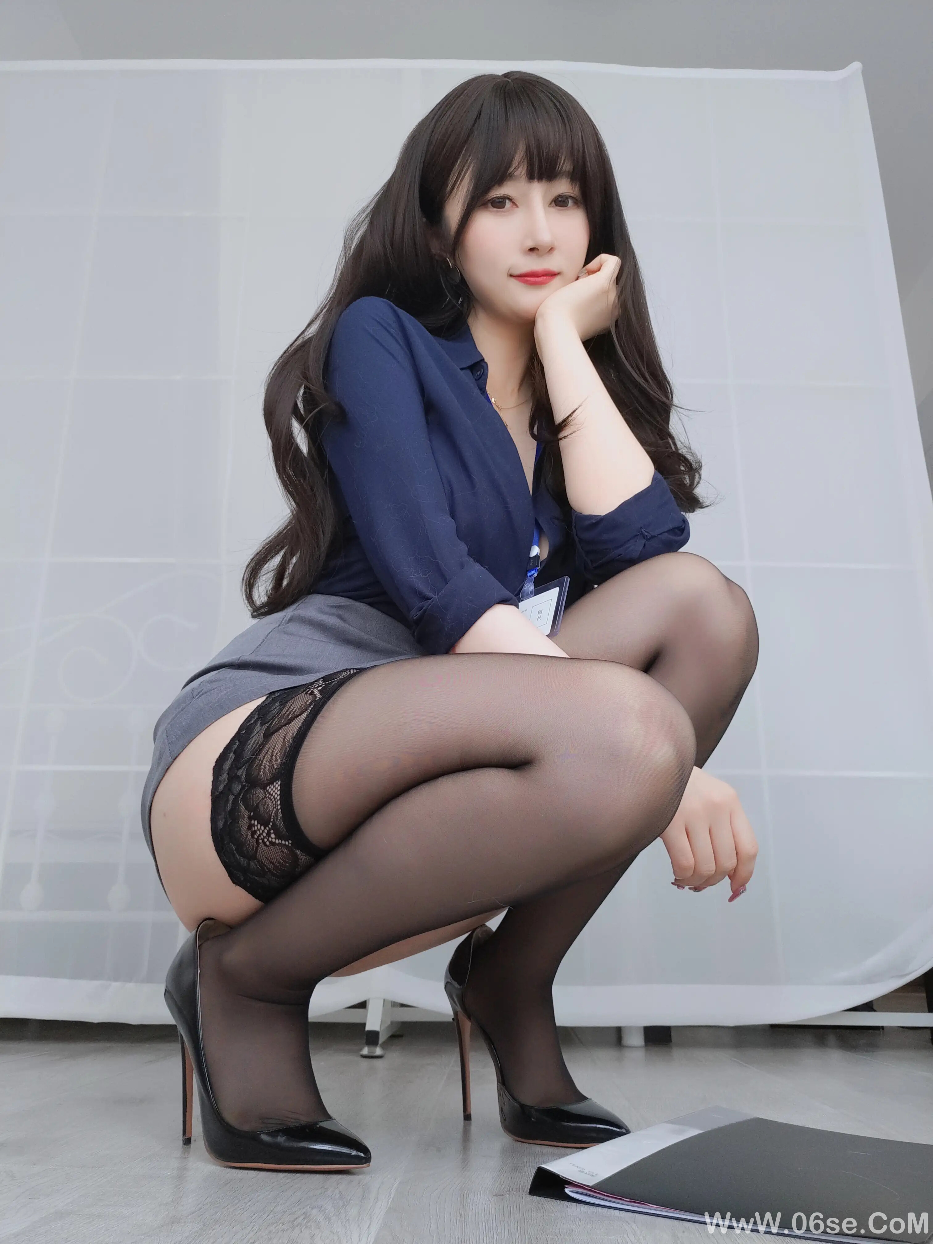 图片[23]-白银81 – 新しく来た女性同僚はとても大胆です-六色网