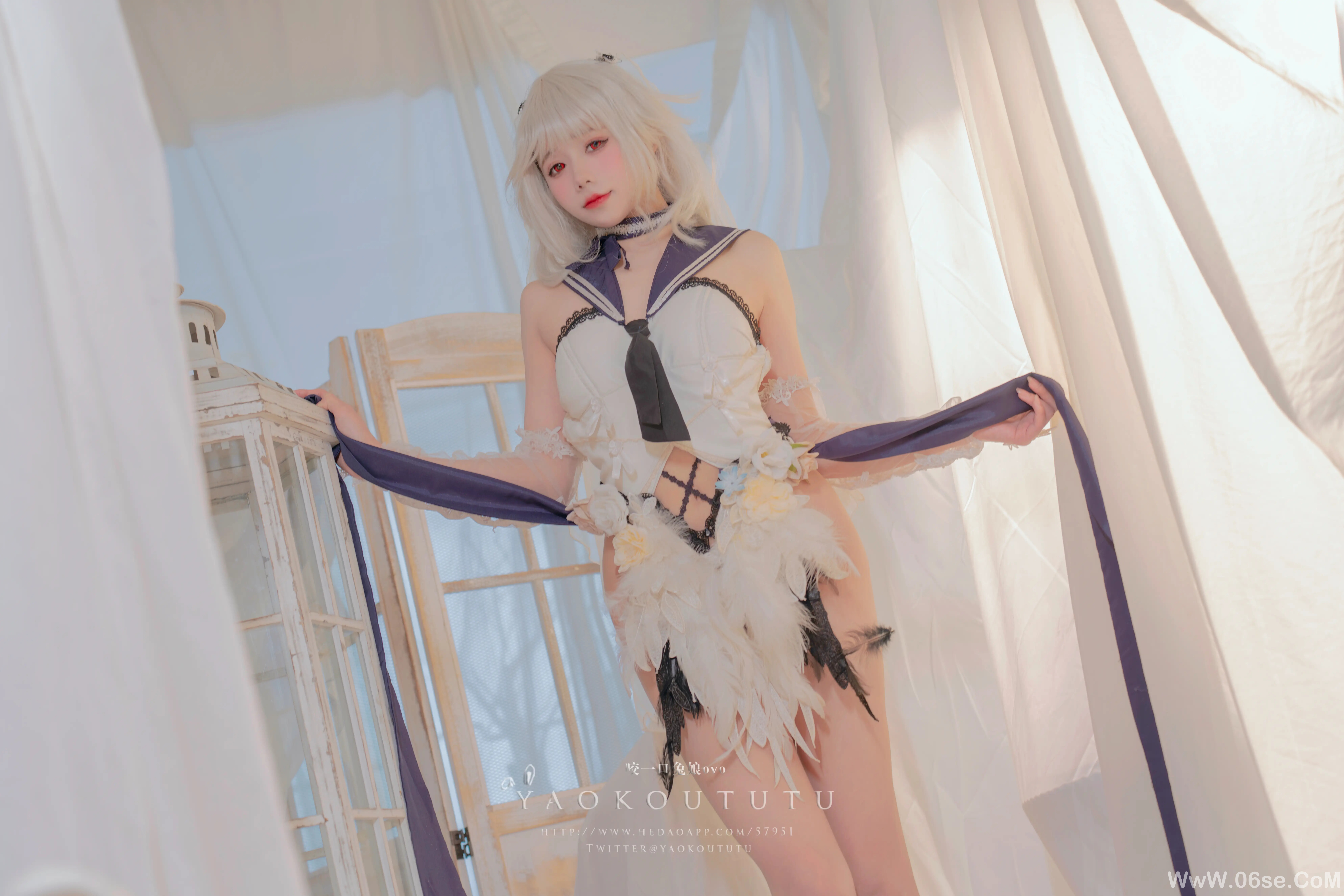 图片[32]-咬一口兔娘 梳妆的大小姐可畏-六色网