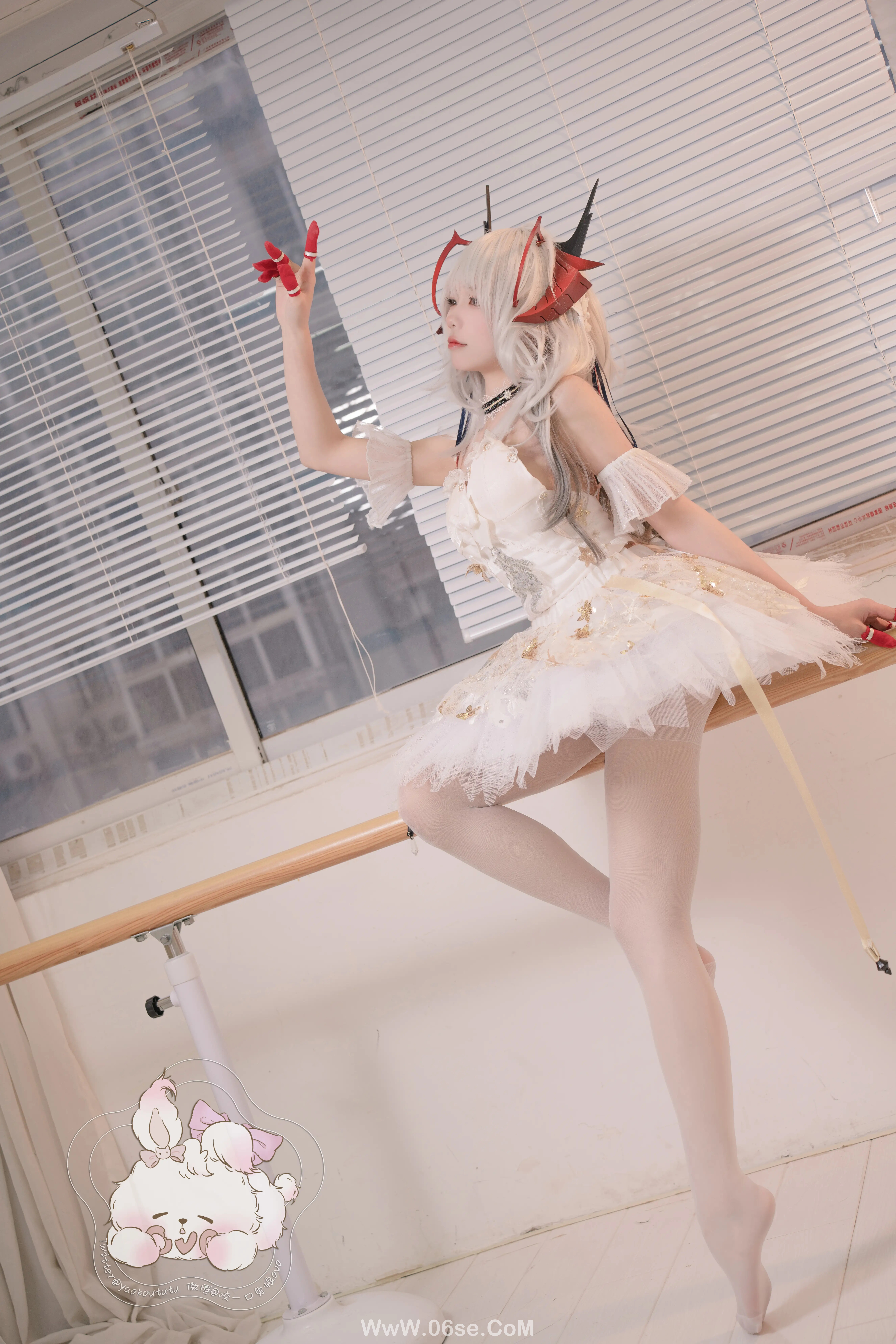 图片[26]-咬一口兔娘_四月订阅『w天鹅之舞』-六色网