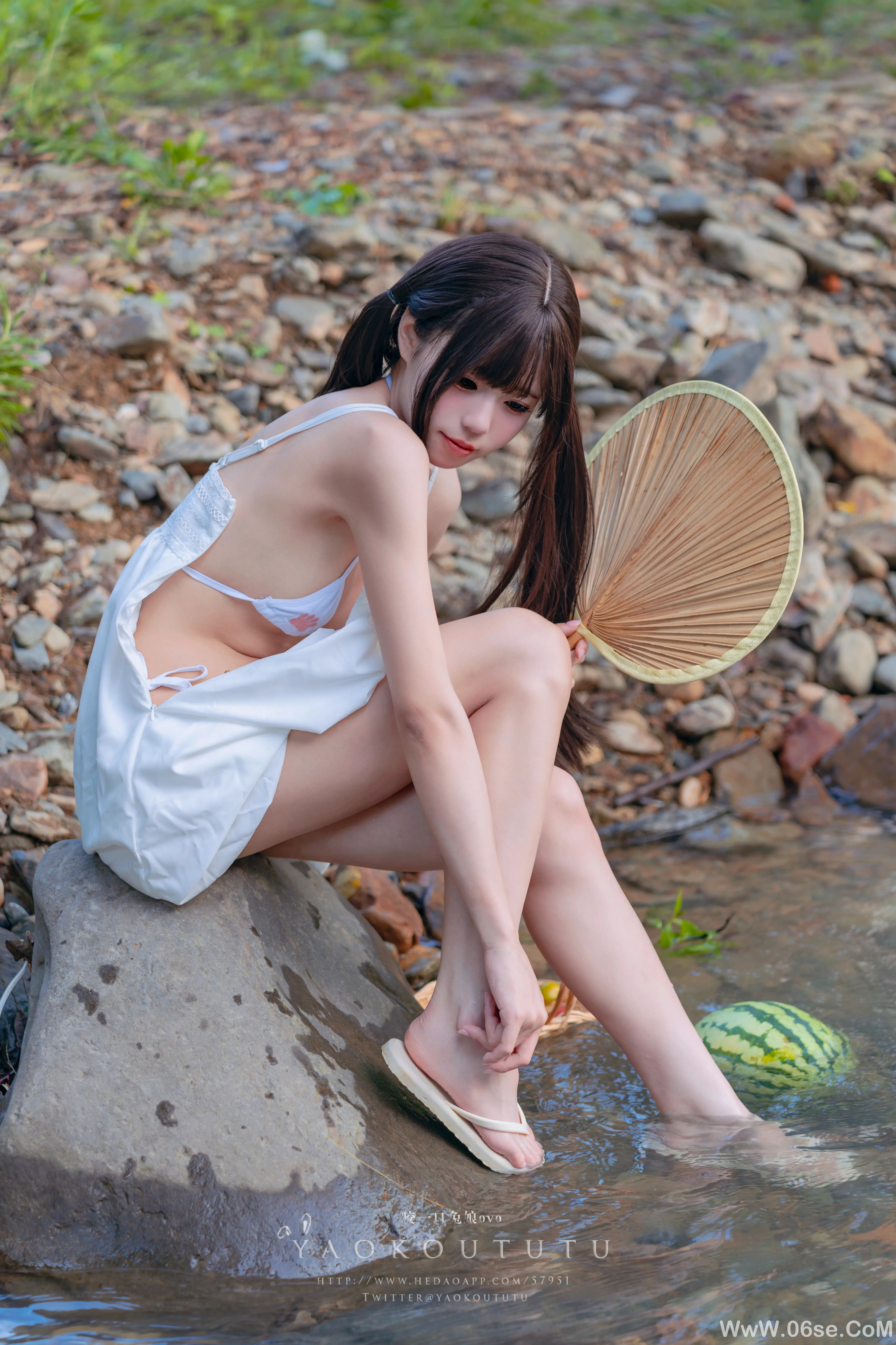 图片[24]-咬一口兔娘 溯溪之夏-六色网