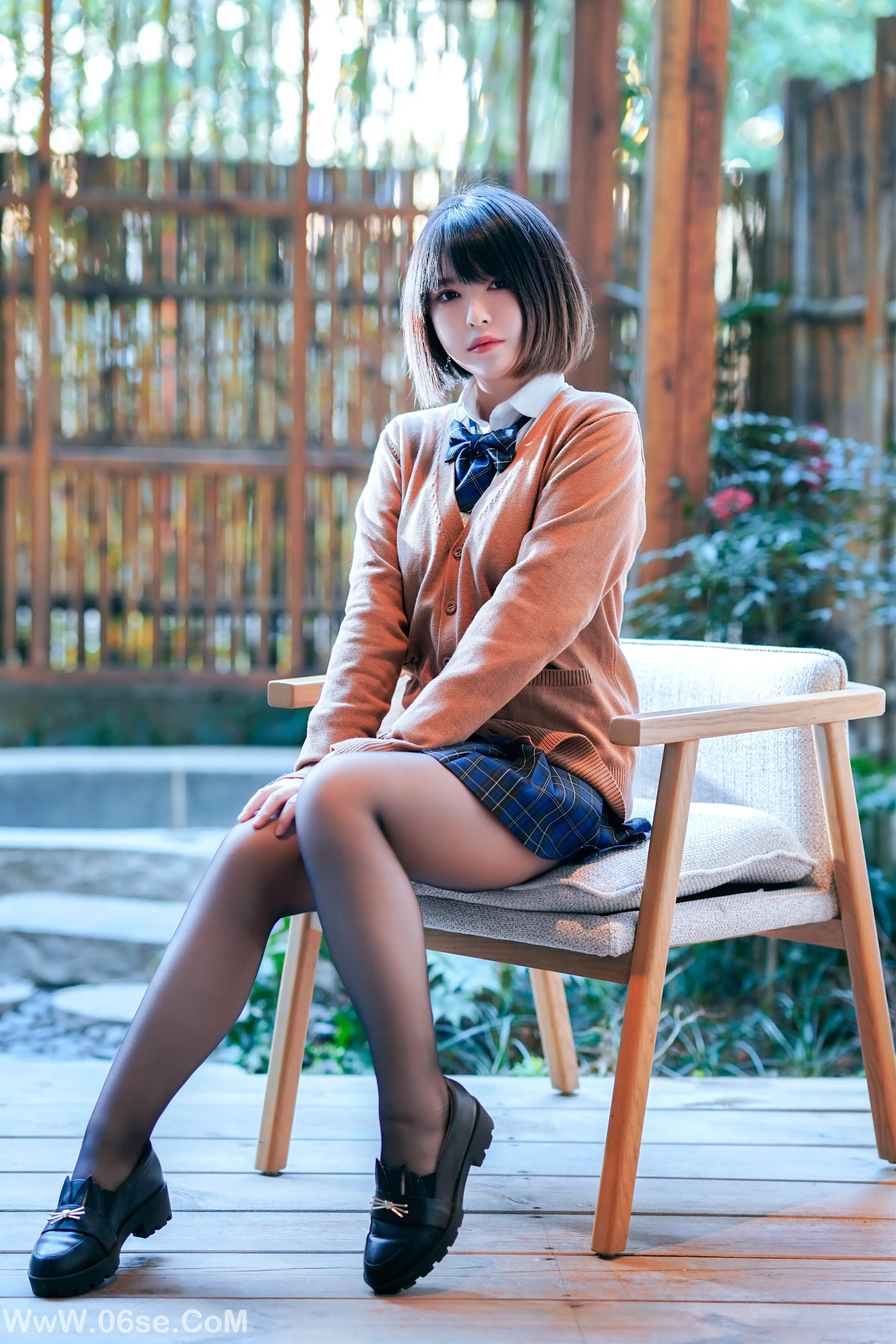 半半子 - 彼女の制服-六色网