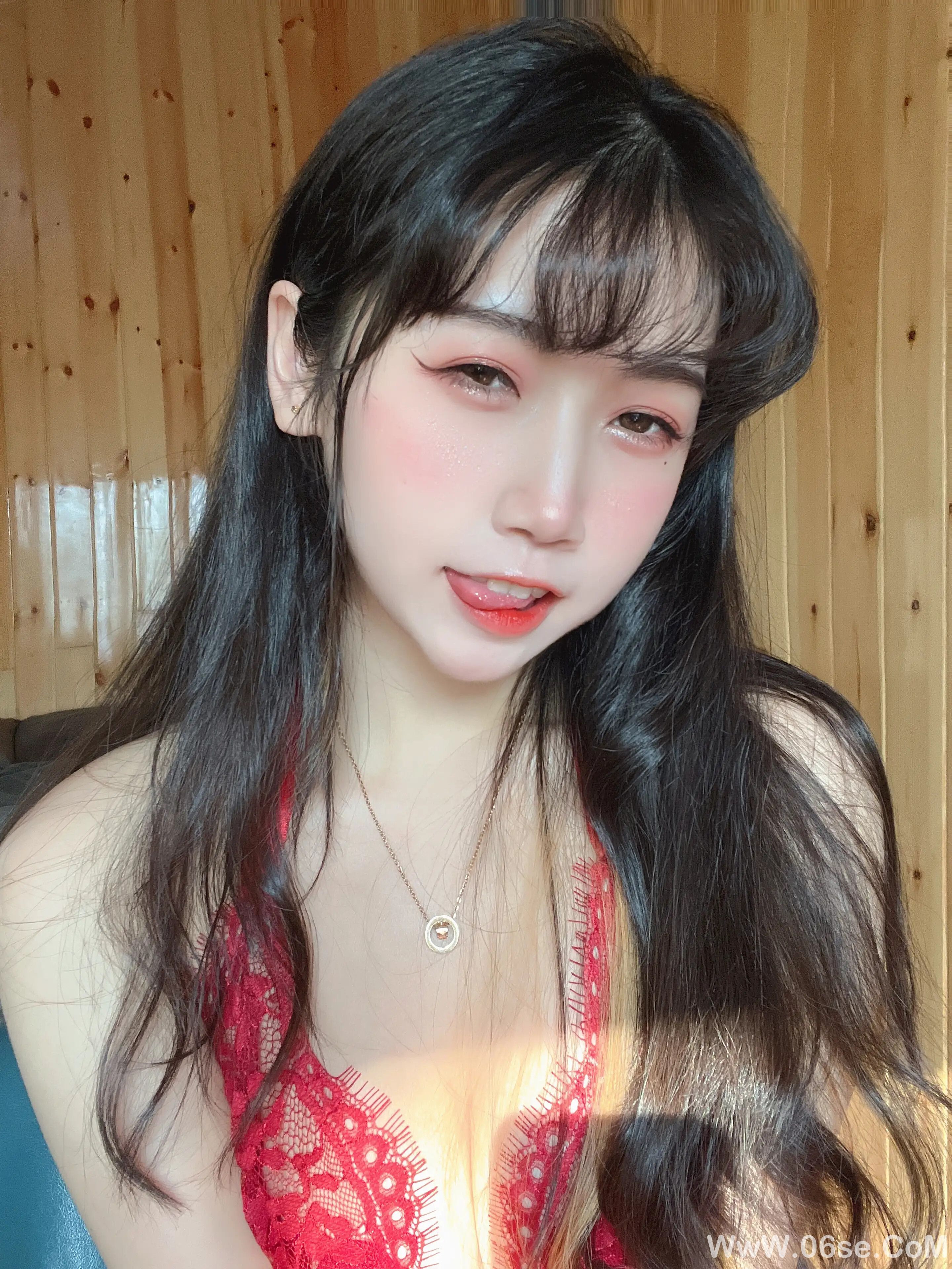 图片[55]-不呆猫 – 霸气红色人妻-六色网