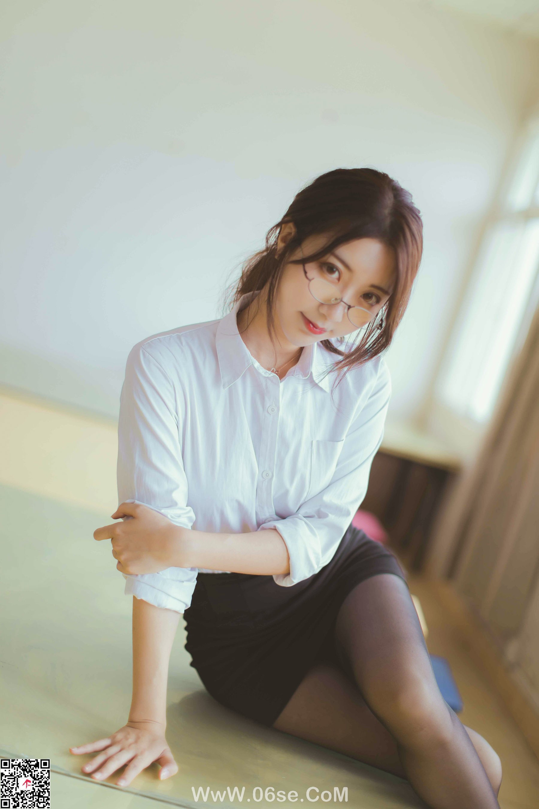 图片[37]-[丽丝映像GIRLISS] 丝滑情节的教师 [127P]-六色网