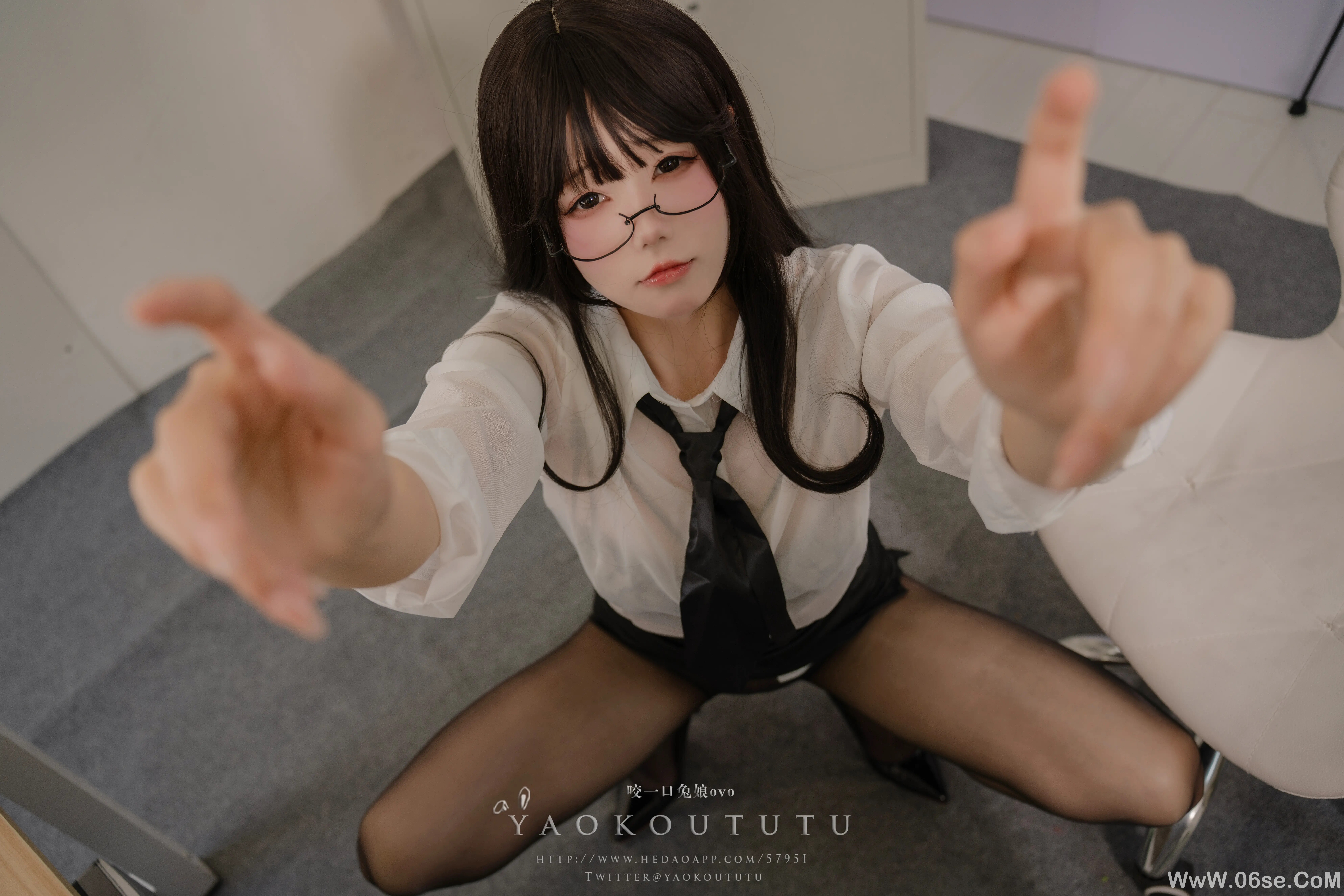 图片[28]-咬一口兔娘_五月订阅『老板发现的秘密』-六色网