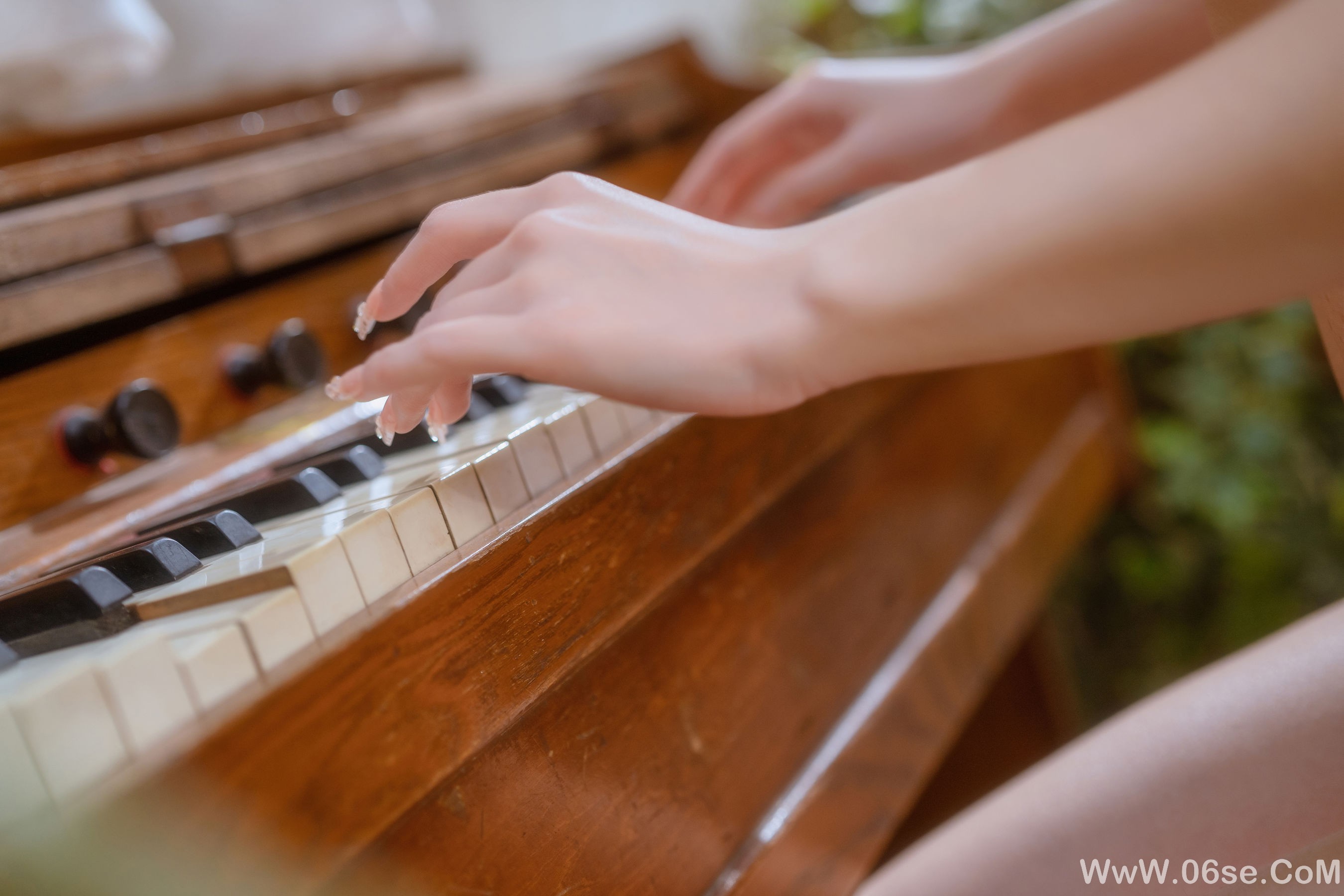 图片[18]-桃良阿宅 – 小院 [55P]-六色网